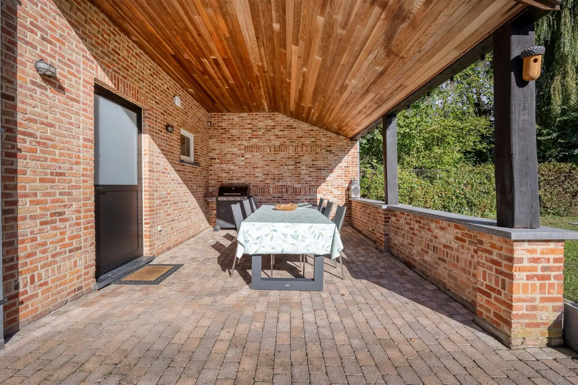 Prachtig gerenoveerde villa met 4 à 5 slpks en zwembad te Schilde foto 33