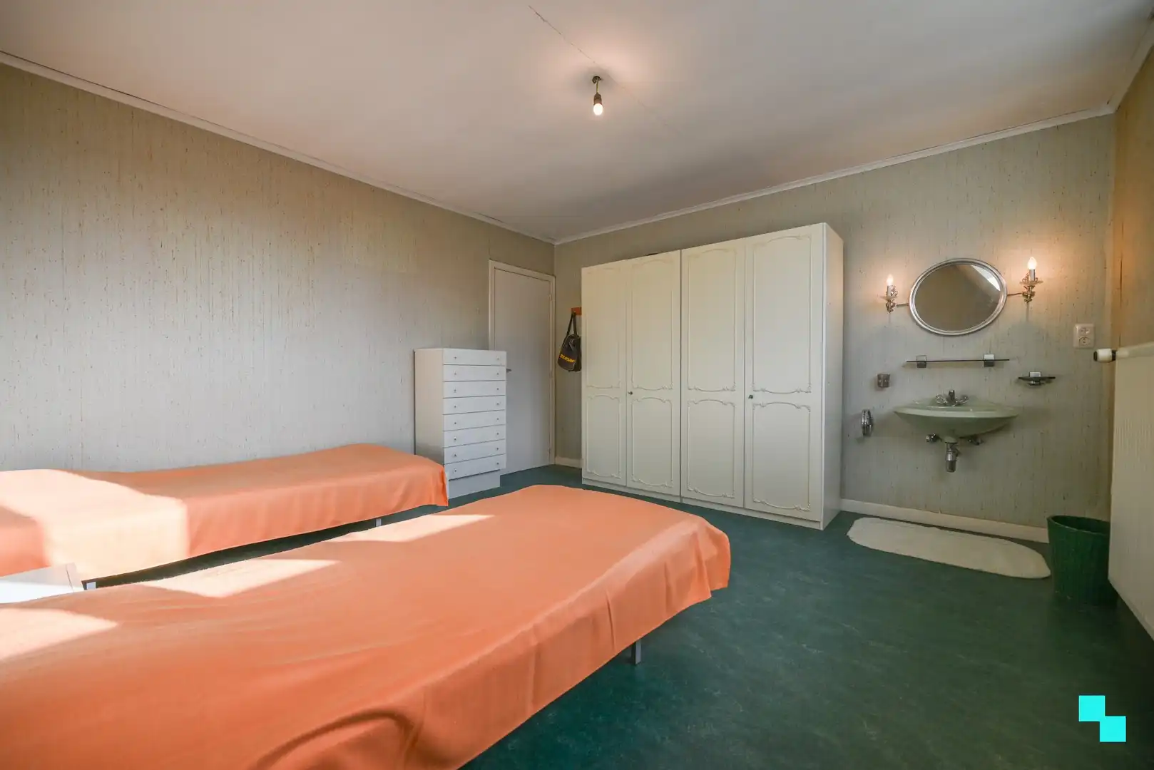 Karaktervolle villa met zonnige tuin/bijgebouw en unieke charme foto 27