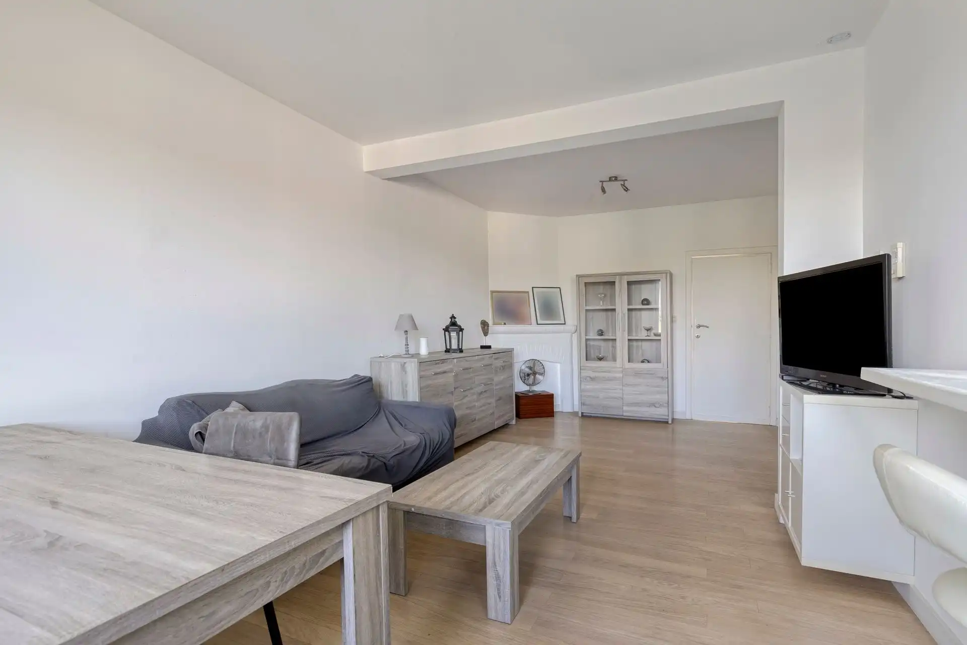 Perfect onderhouden appartement nabij centrum foto {{pictureIndex}}