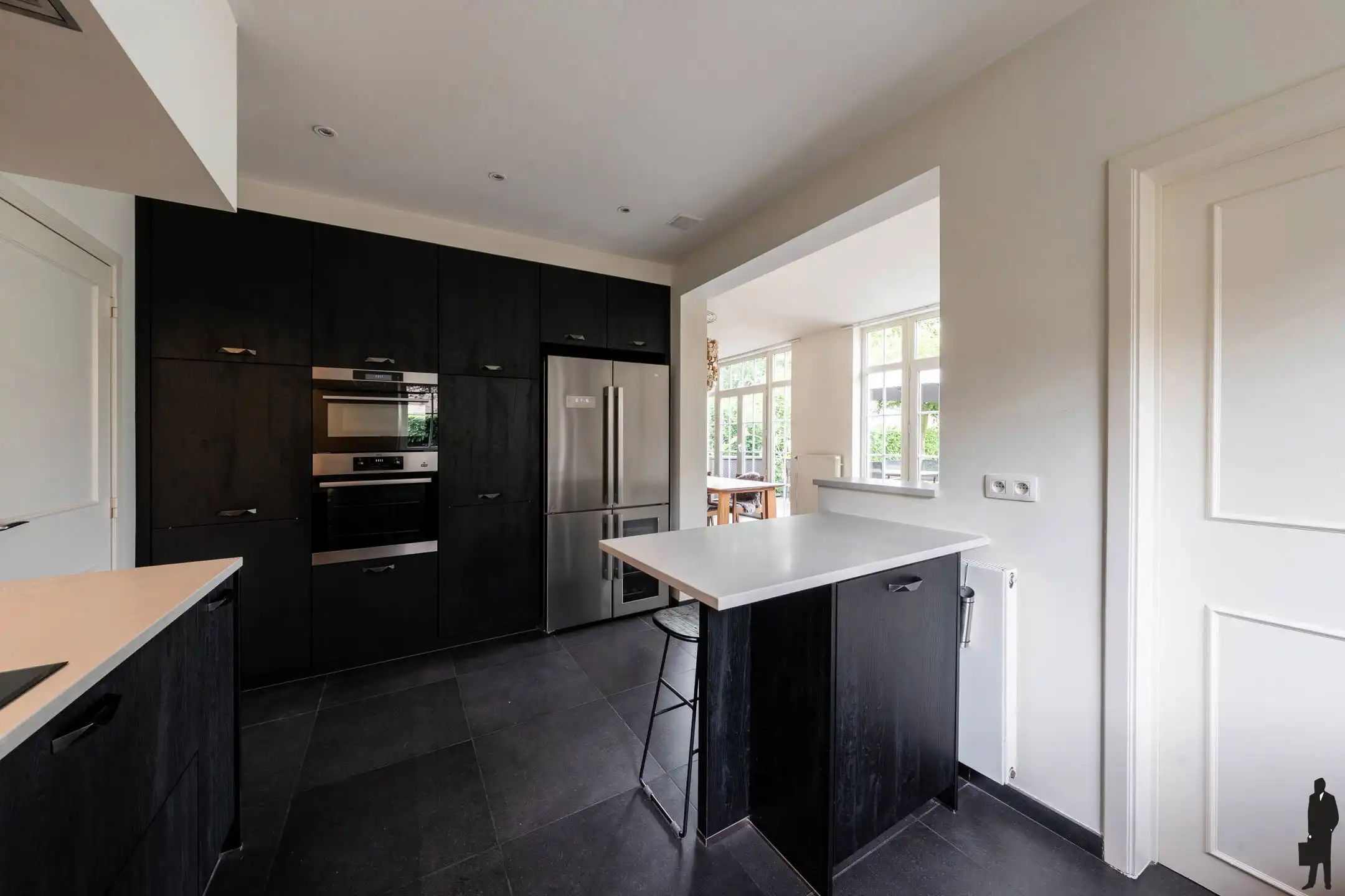 Karaktervolle woning op uitstekende locatie foto 33