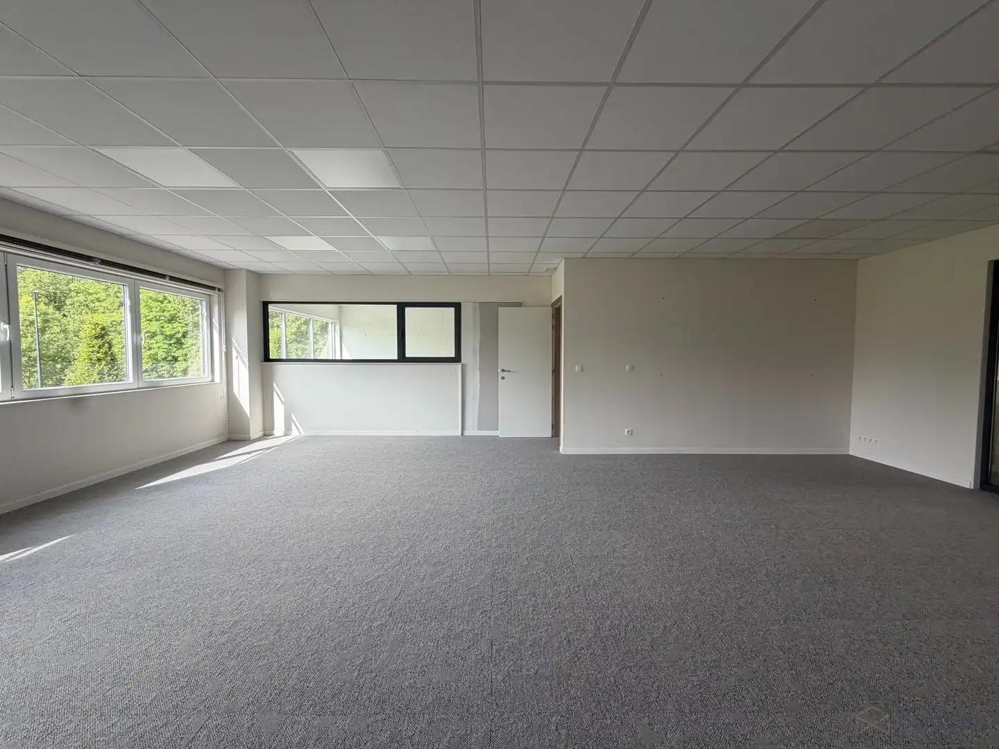 Handelspand (336m²) te huur in Geel foto 16