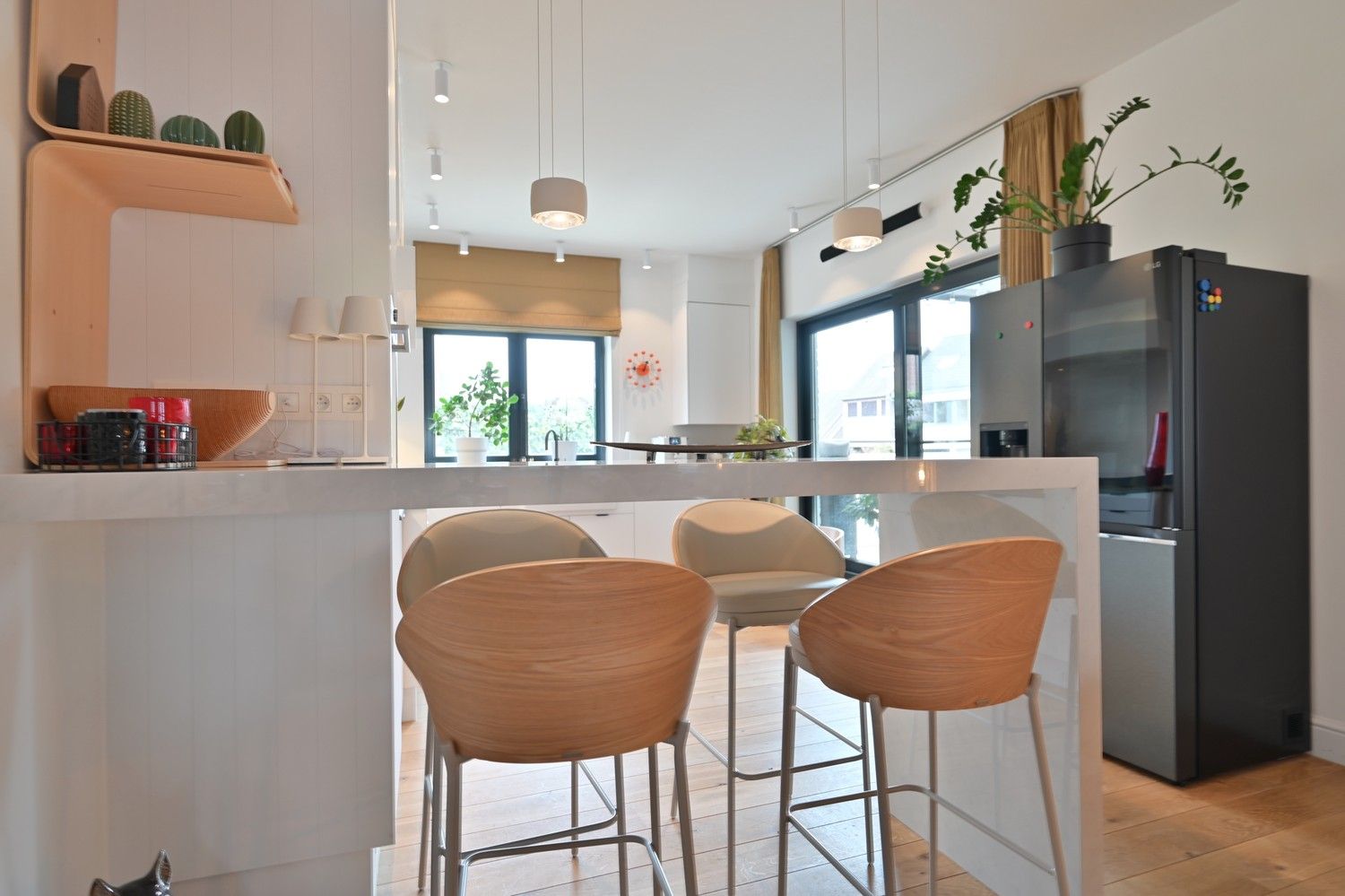 Luxe en comfortabel wonen (256 m2) op toplocatie in centrum Maaseik (EPC: A-label) foto 8