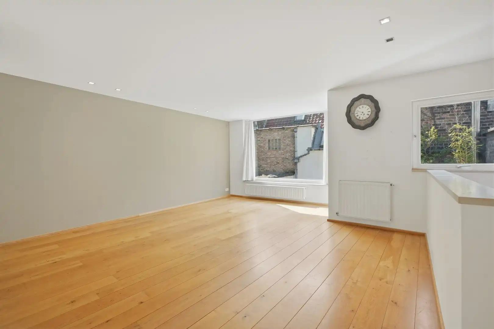 Multifunctionele woning met handelsruimte in hartje Veurne. foto 11