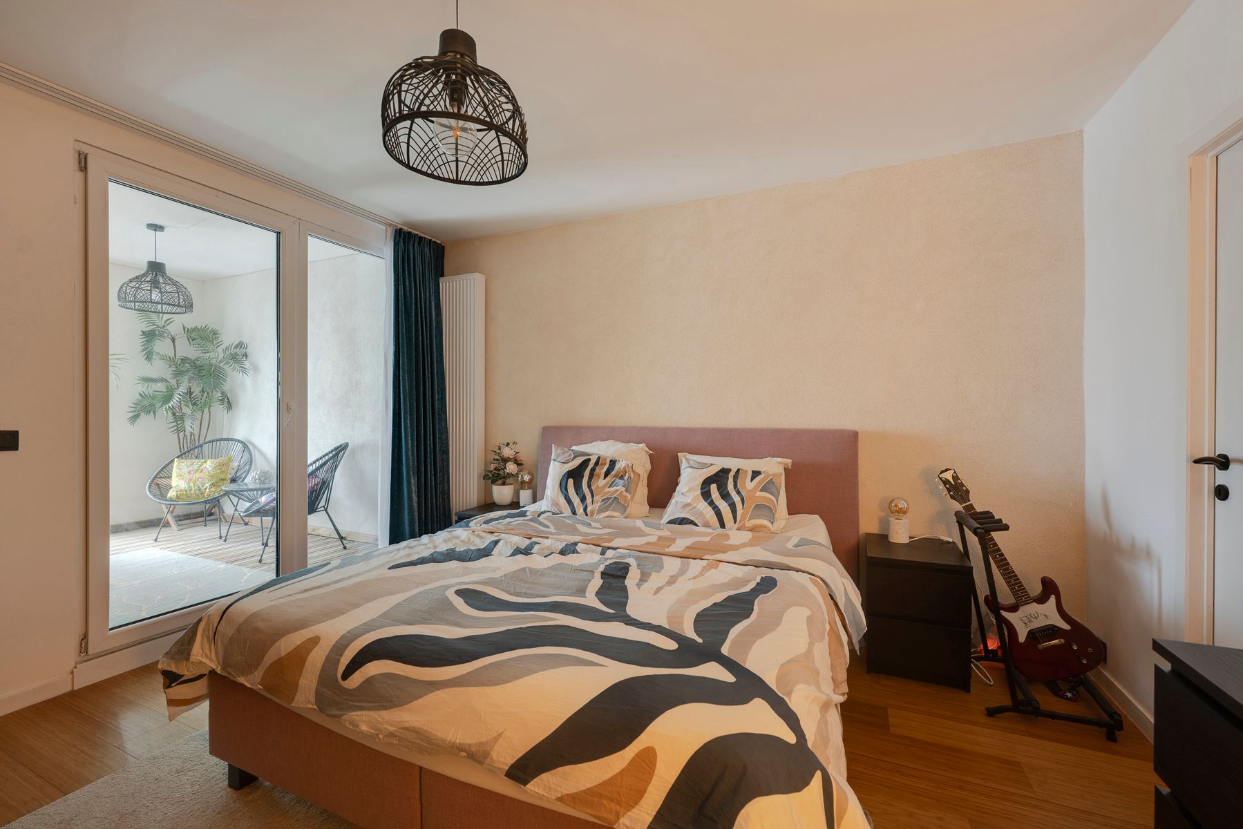 Charmant appartement in bruisende Brederodebuurt foto 6