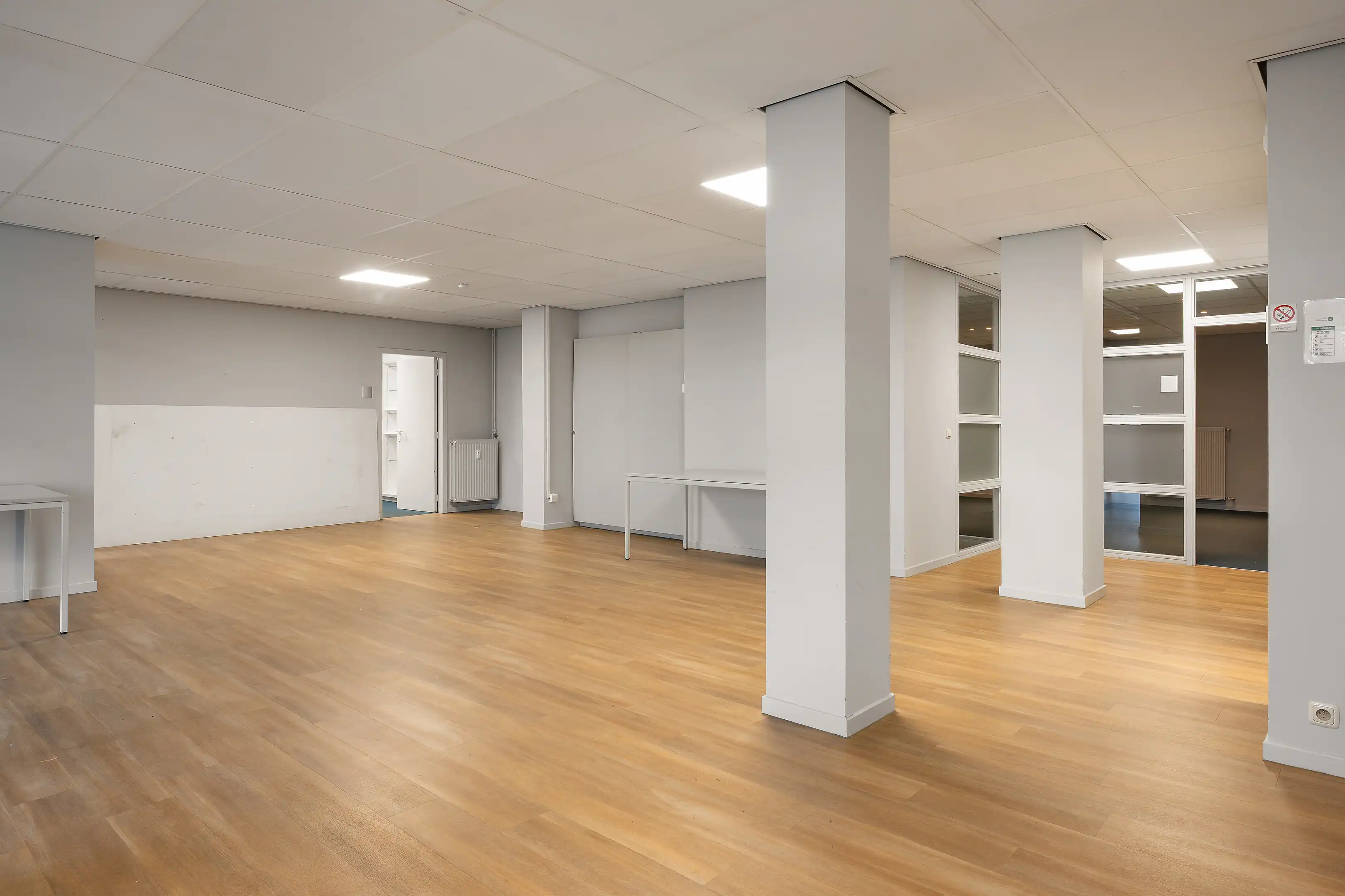 Veelzijdige commerciële gelijkvloers van ca. 500 m² foto 2