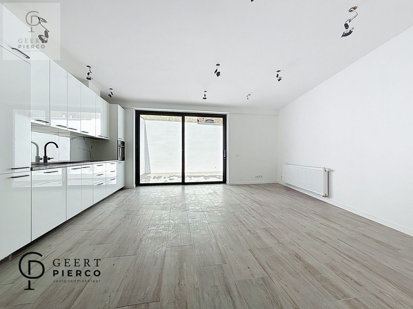 Ruim pand te Attenhoven foto 11