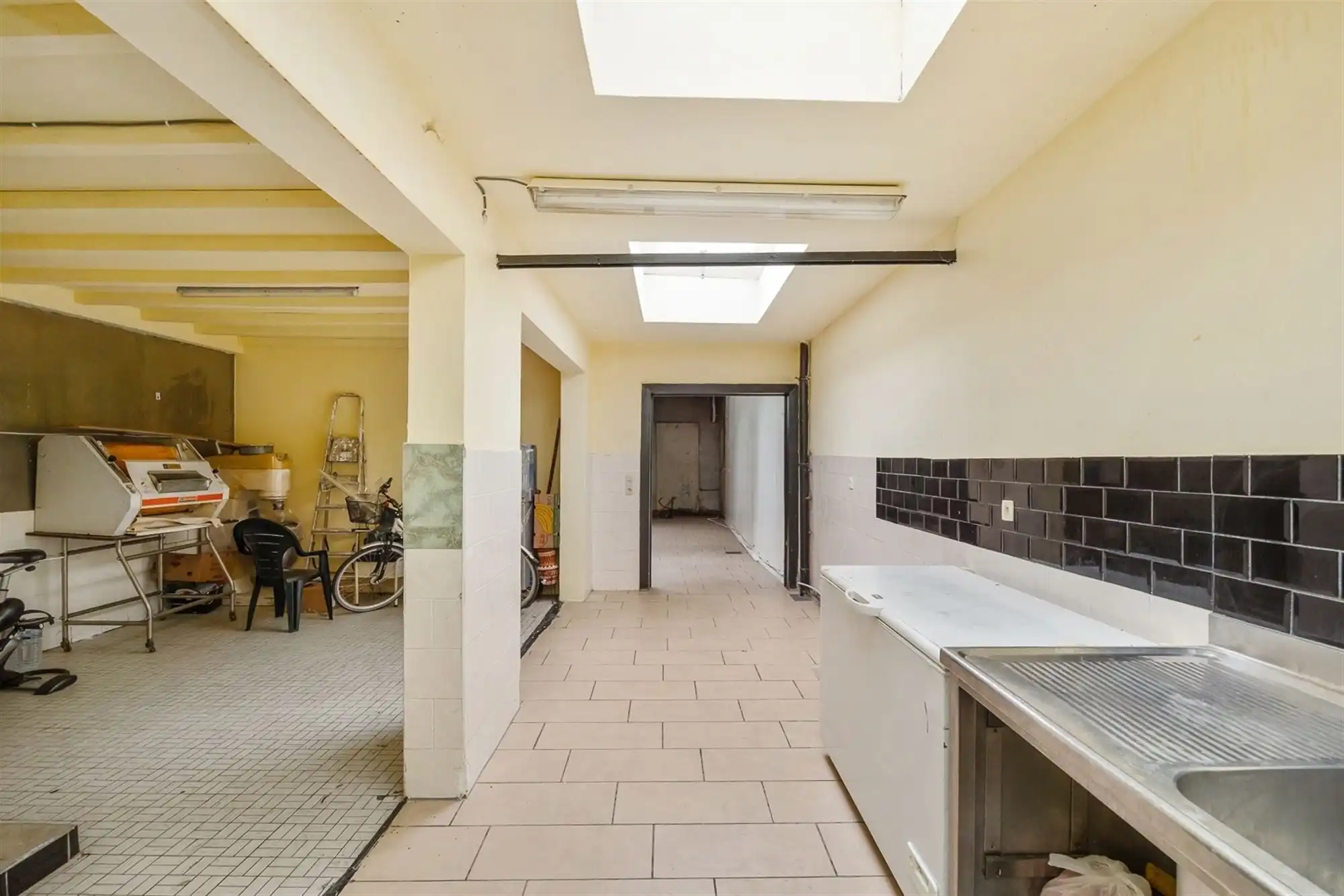 Handelshuis met woonst met 3 à 4 slaapkamers foto 7