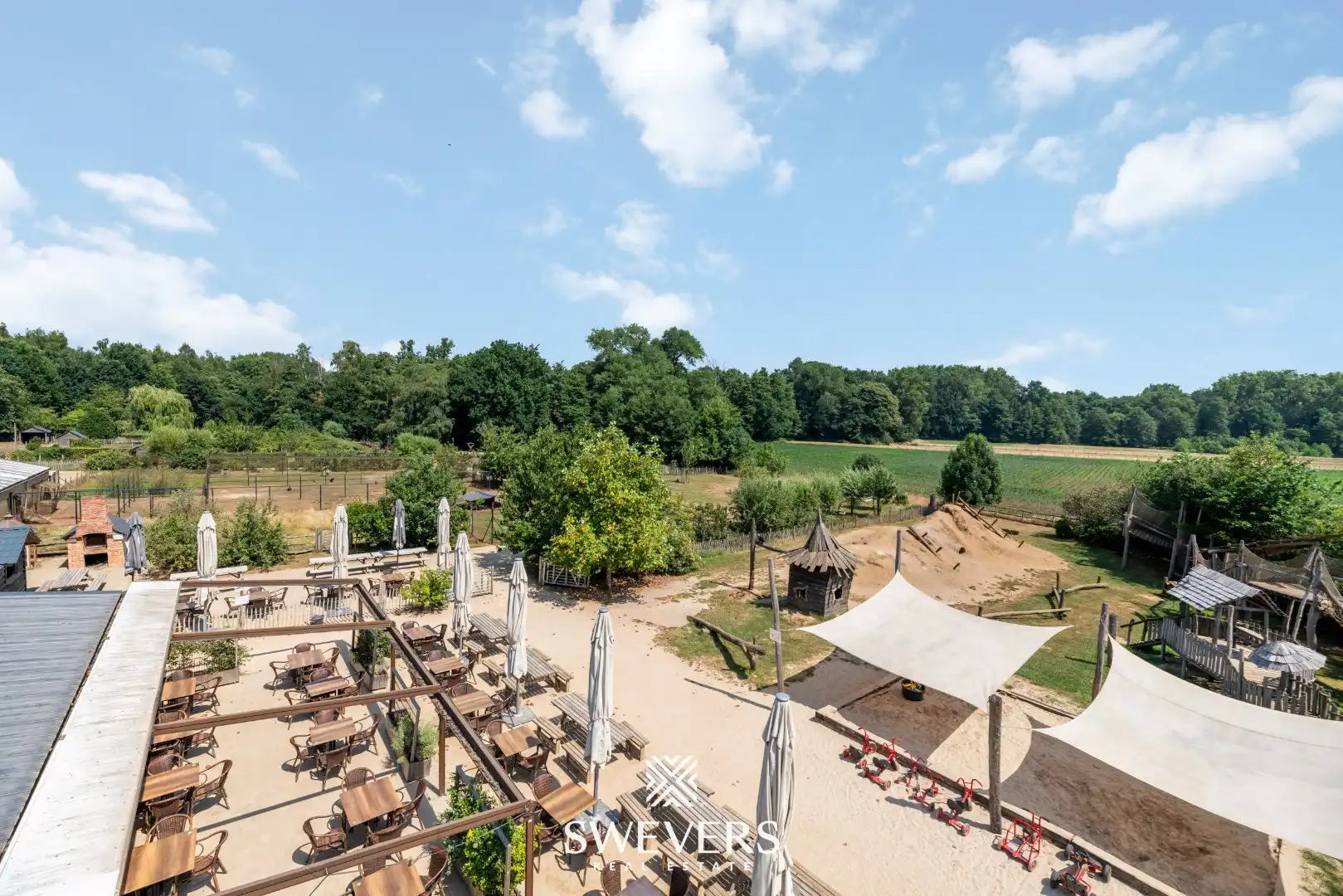 Kinderboerderij op 1ha 97a 19ca met woning, rustig gelegen foto 3