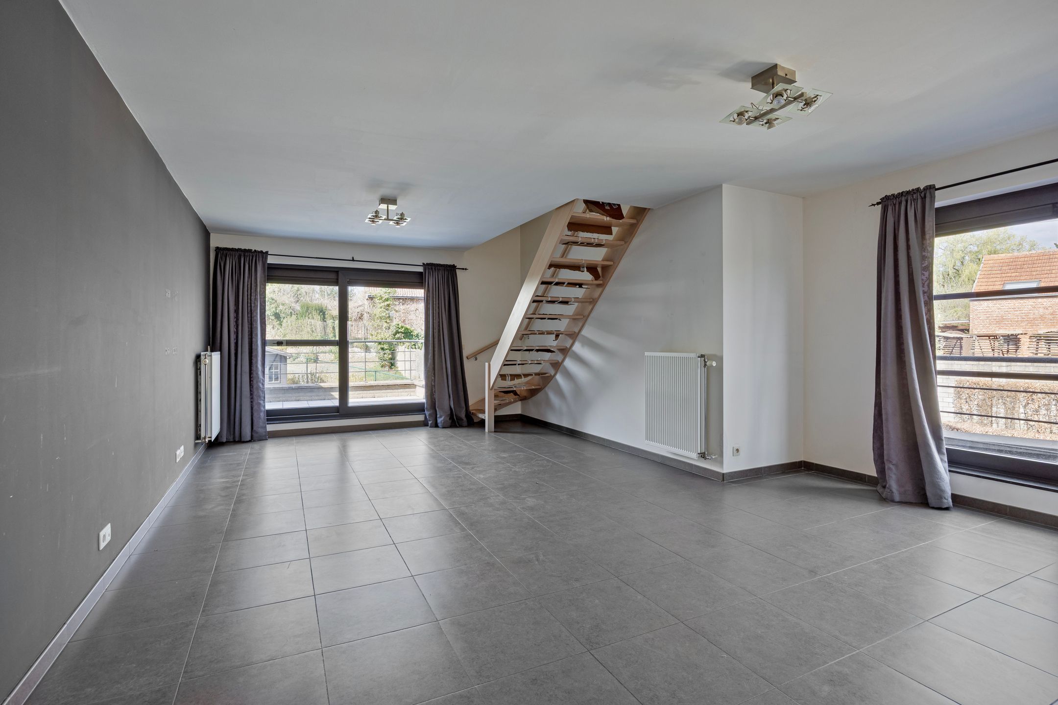 Lichtrijke, instapklare duplex met 2 slpks met ruim terras foto 4