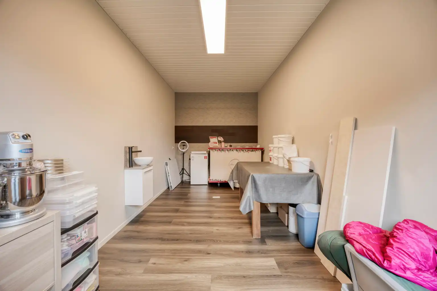Ruime laagbouwwoning op 1806m² met omheinde tuin foto 19