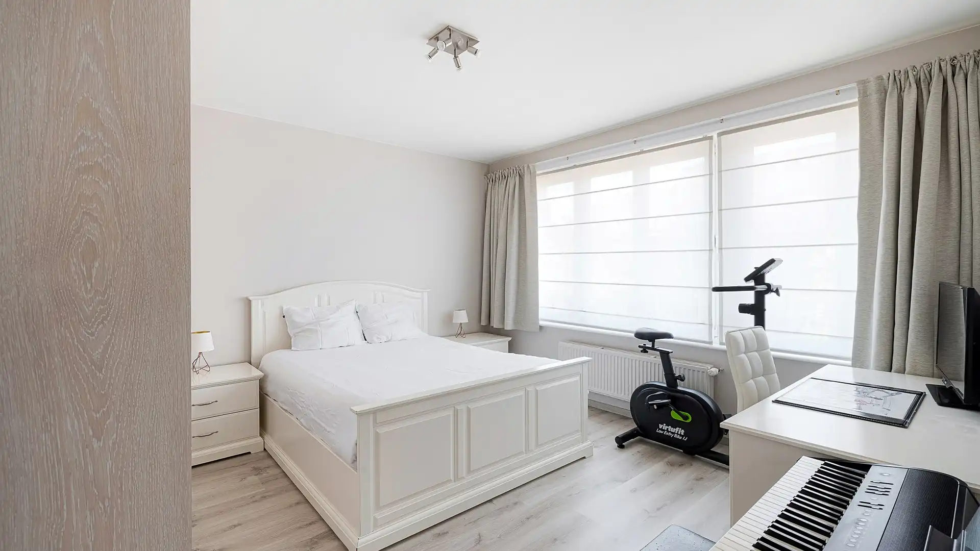 Ruime, stevige gezinswoning met 5 kamers en garage foto 14