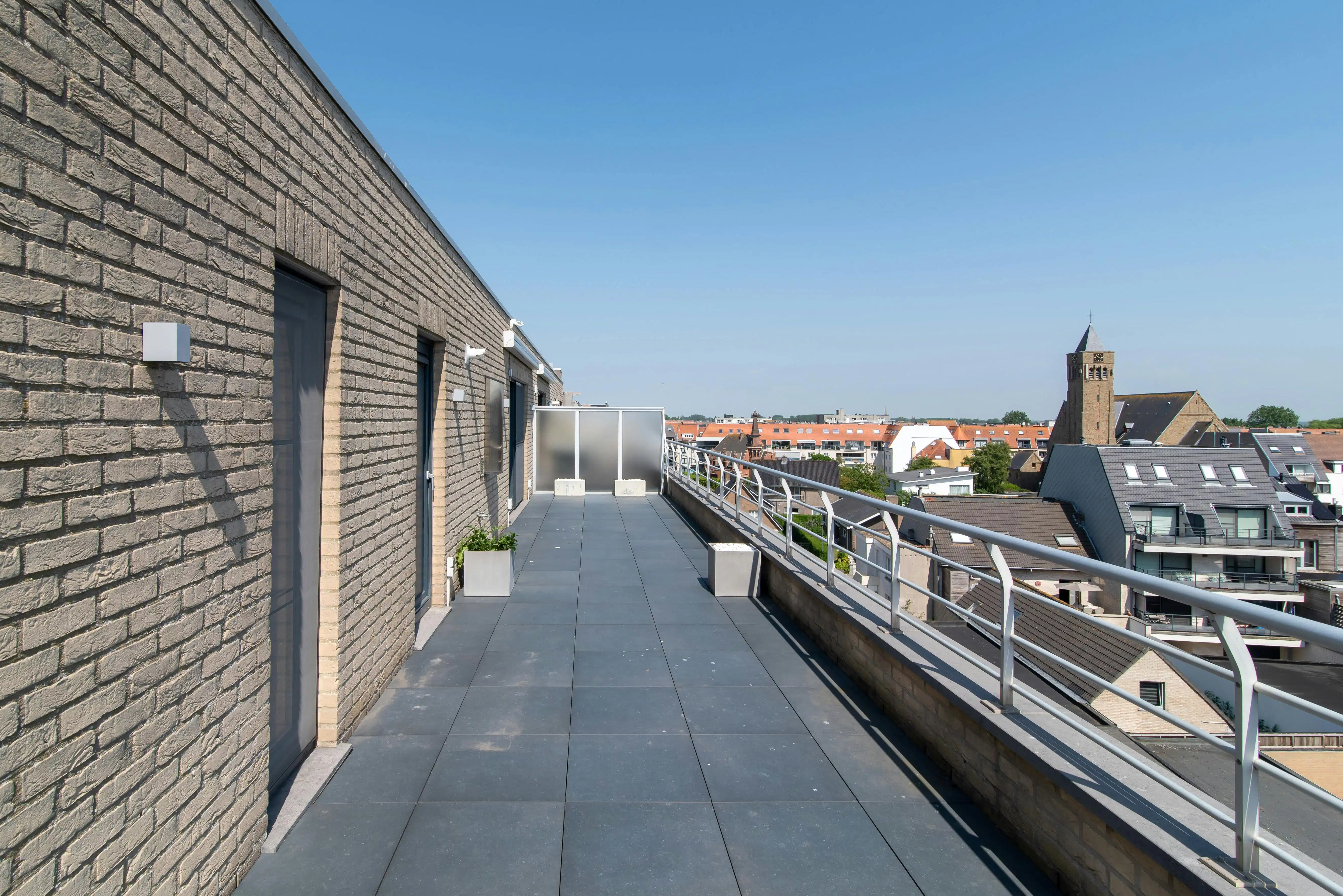 Exclusief penthouse te Bredene met duinen- en zeezicht foto 11