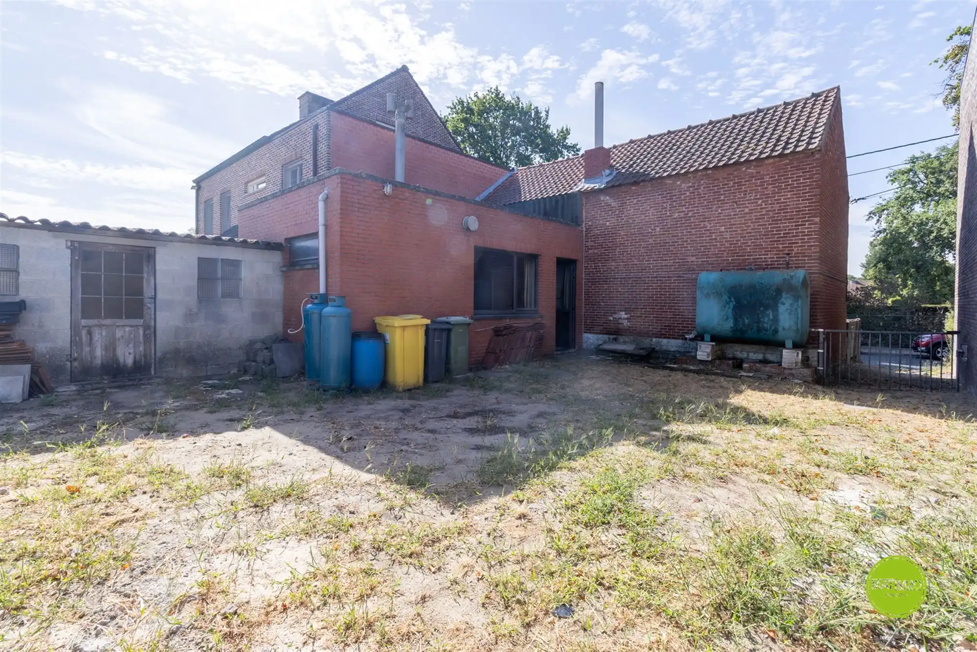 Compacte halfopen renovatiewoning met 2 slaapkamers en tuin foto 15