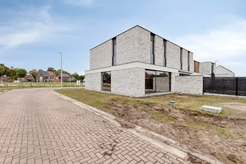 Halfopen bebouwing te Ertvelde Benninckstraat te koop foto 6