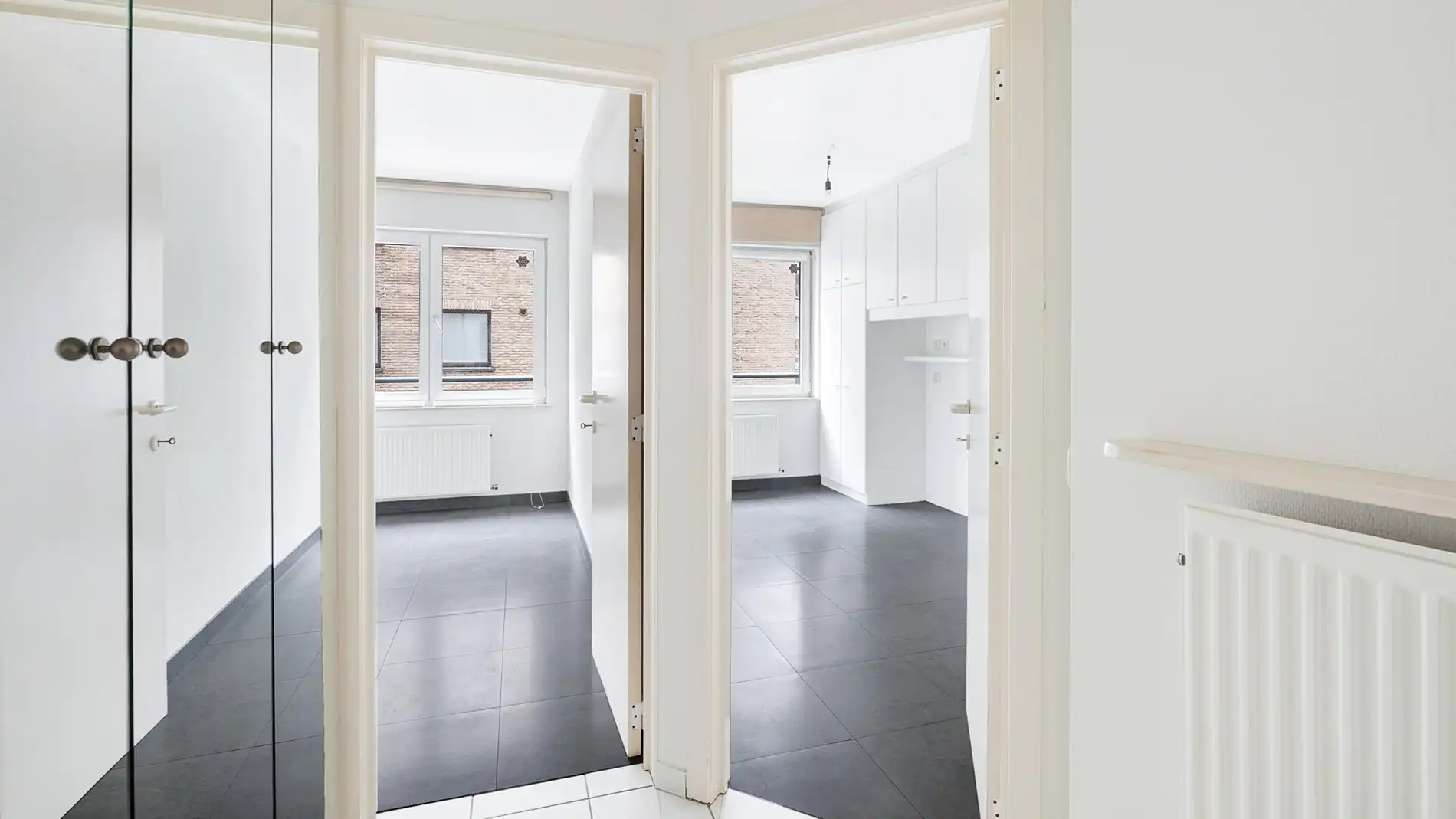 Hoekappartement met 2 slaapkamers in de Lippenslaan foto 10