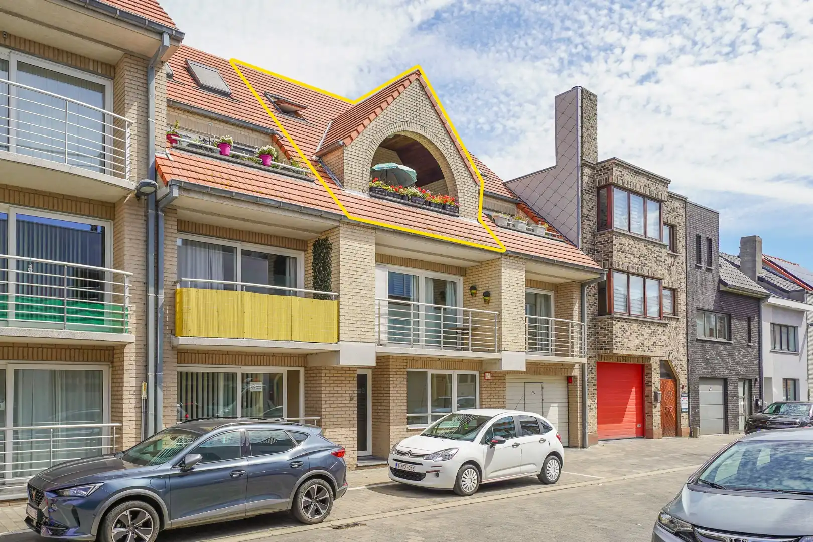 Instapklaar duplexappartement met terras nabij centrum Oostende foto 2