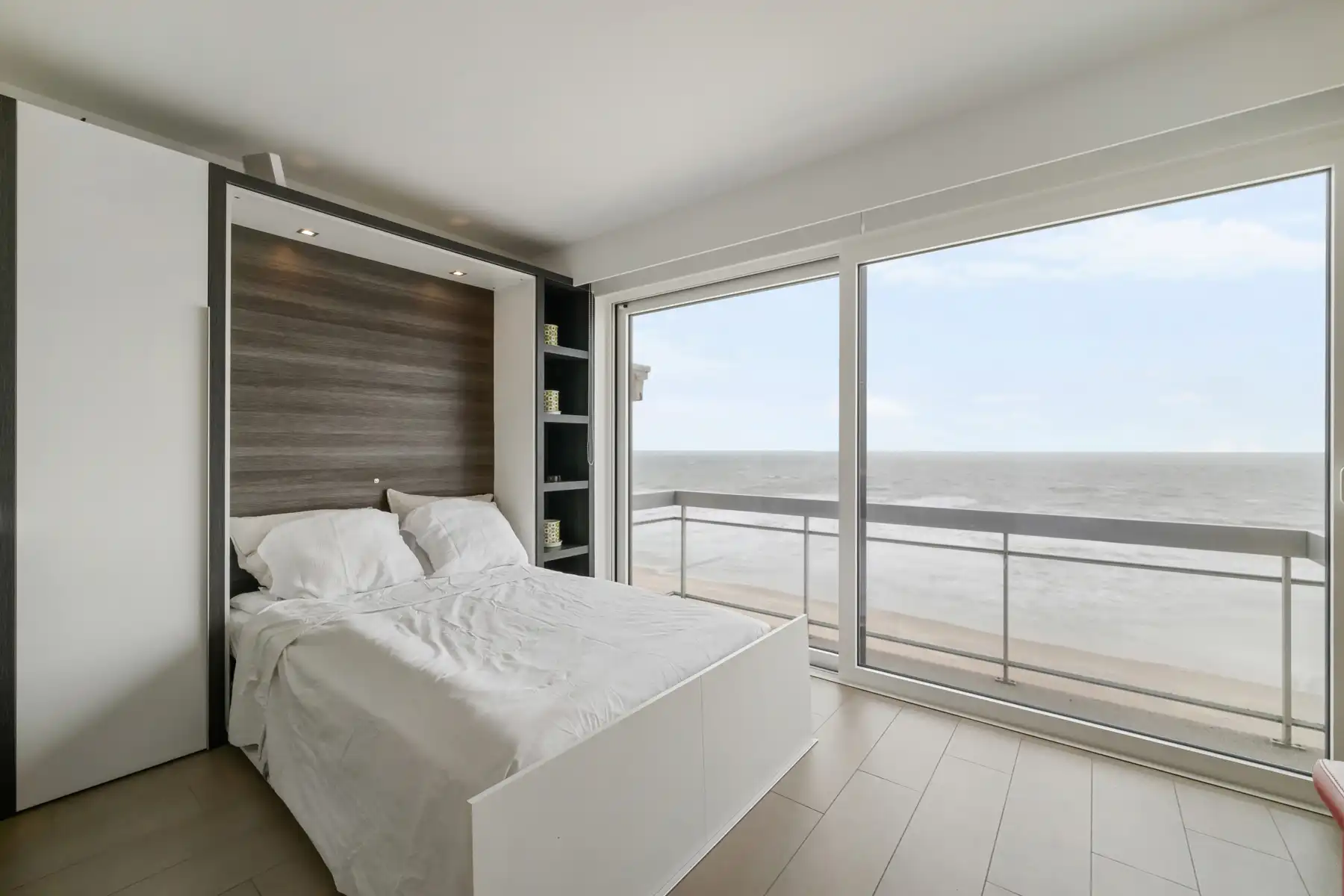 Studio met frontaal zeezicht in Middelkerke foto 5