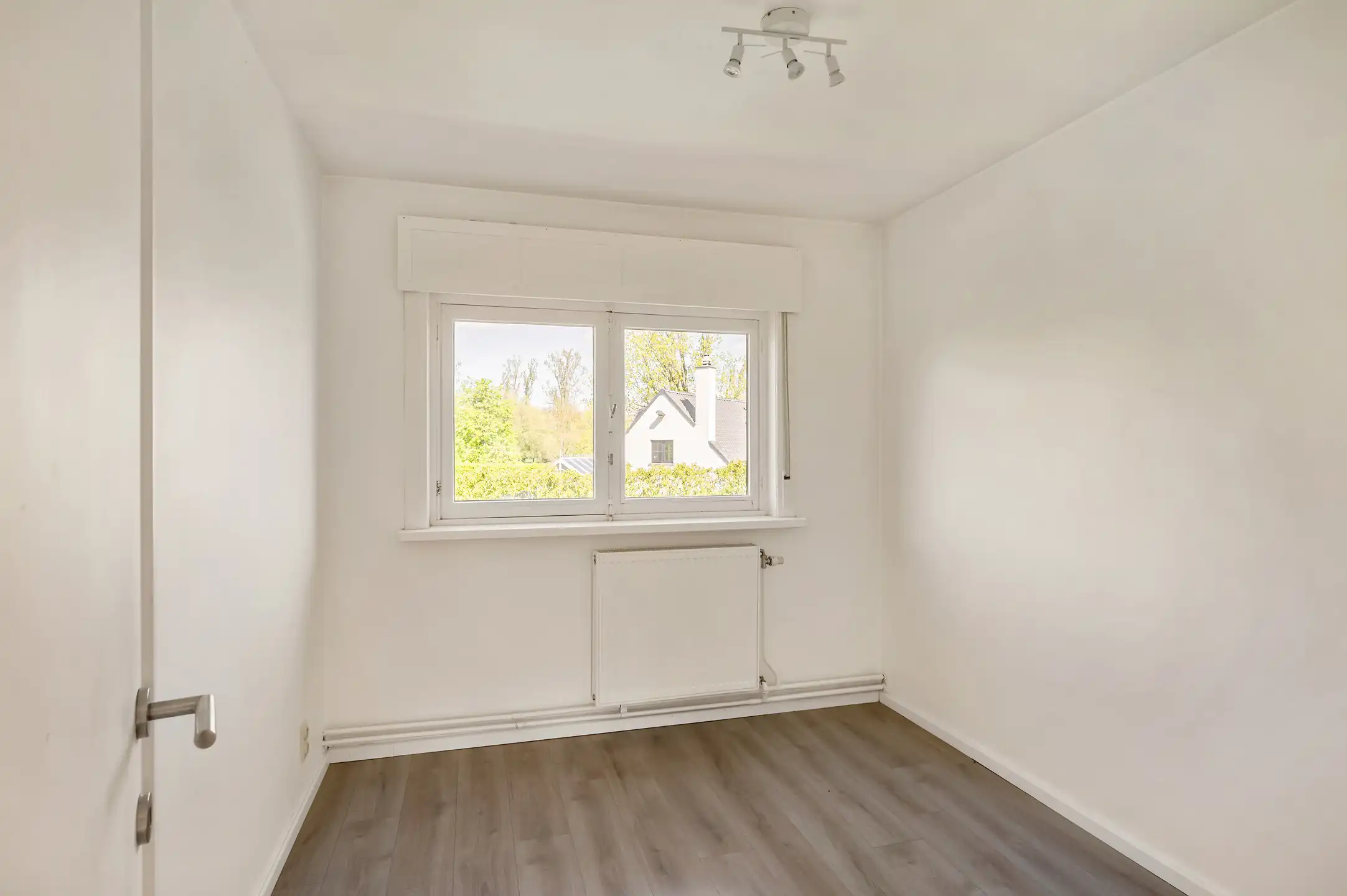Rustig gelegen en energiezuinige woning met 3 slaapkamers op een prachtig perceel van 381 m² foto 14