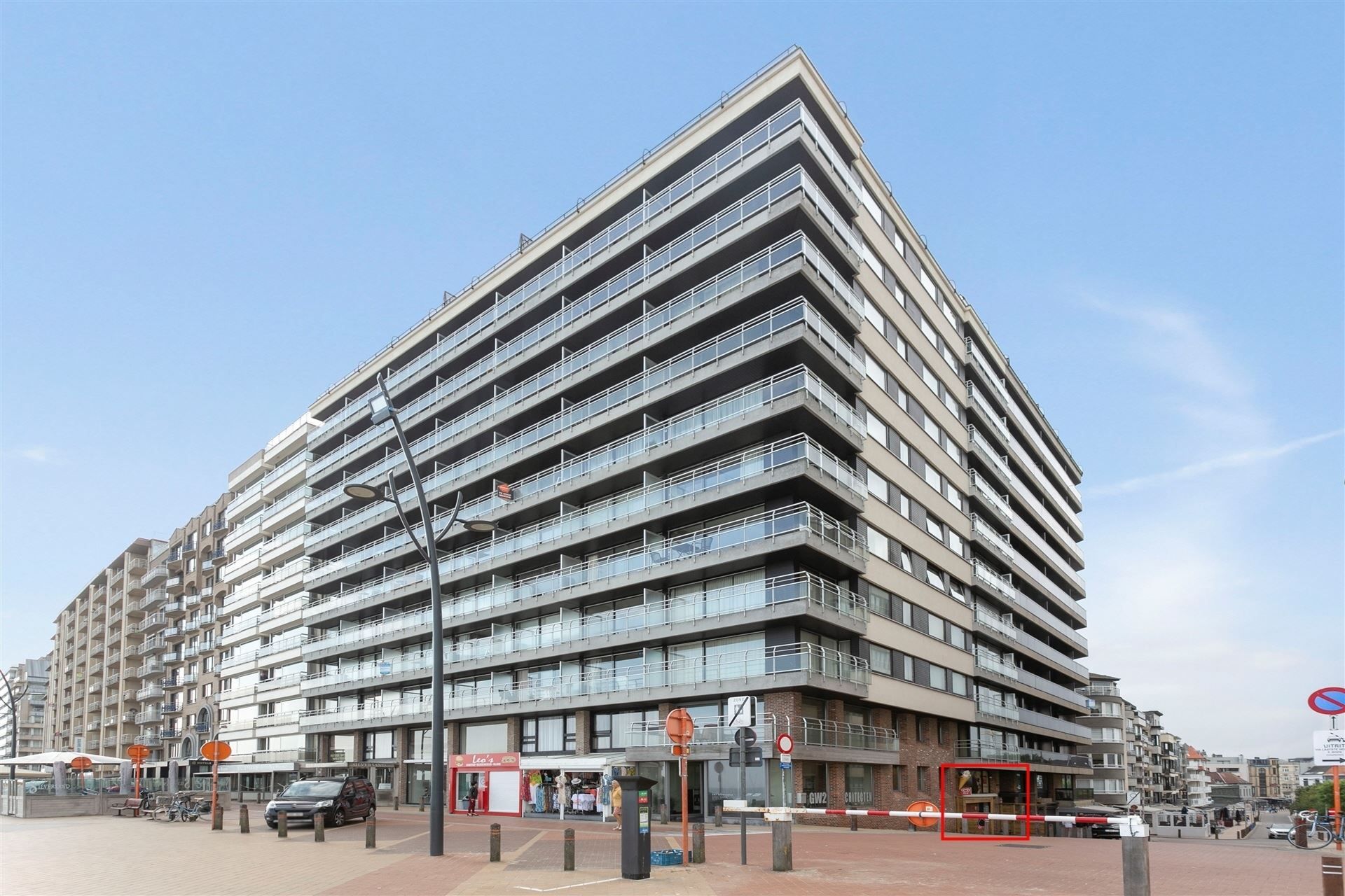 TOPLOCATIE / VLAK AAN ZEEDIJK foto 18