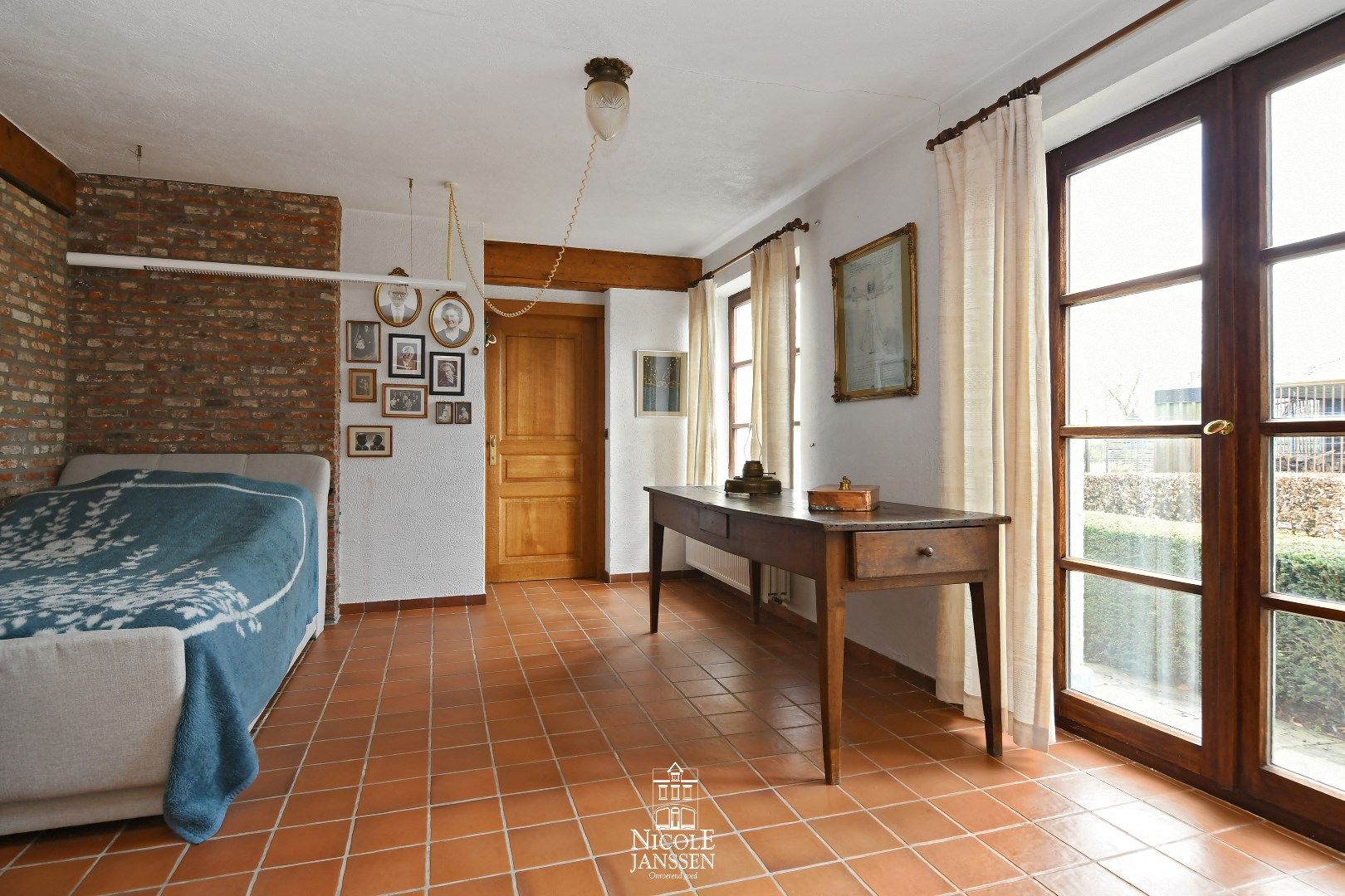 Ruime villa op een royaal perceel foto 13