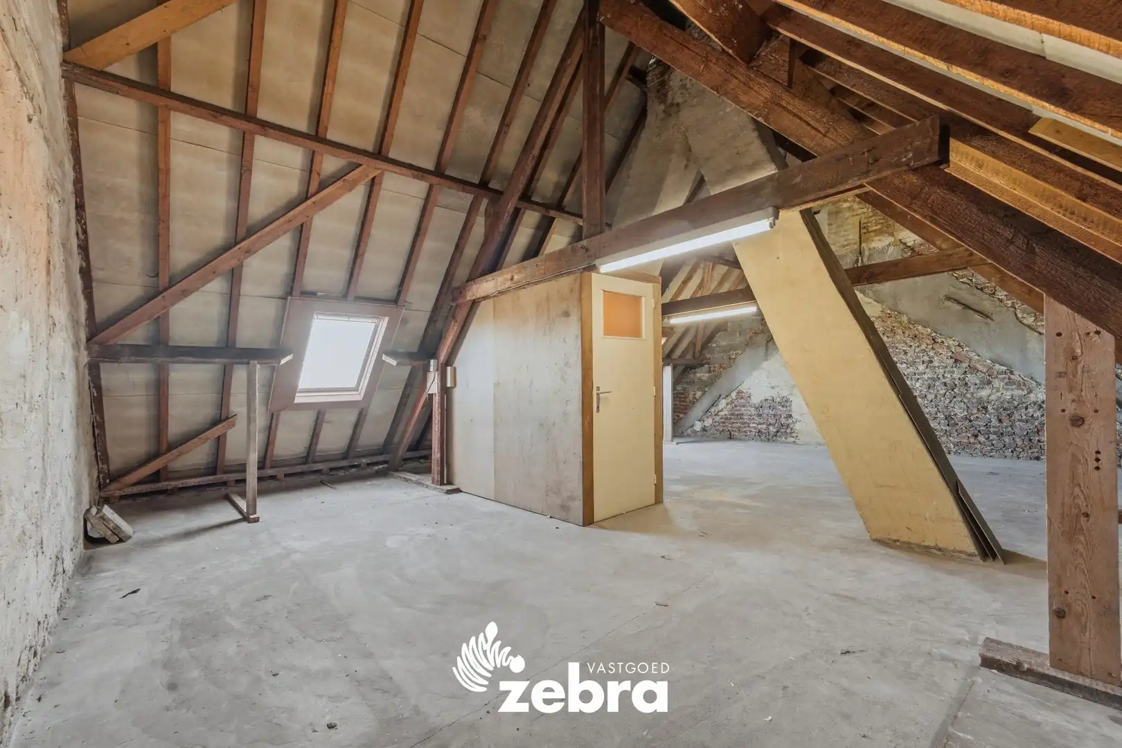Ruime woning met 4 slaapkamers op een perceel van 601 m² te Meulebeke! foto 18