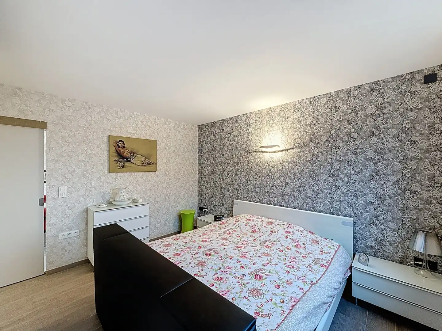 Ruime villa nabij de Zeedijk en het strand foto 10