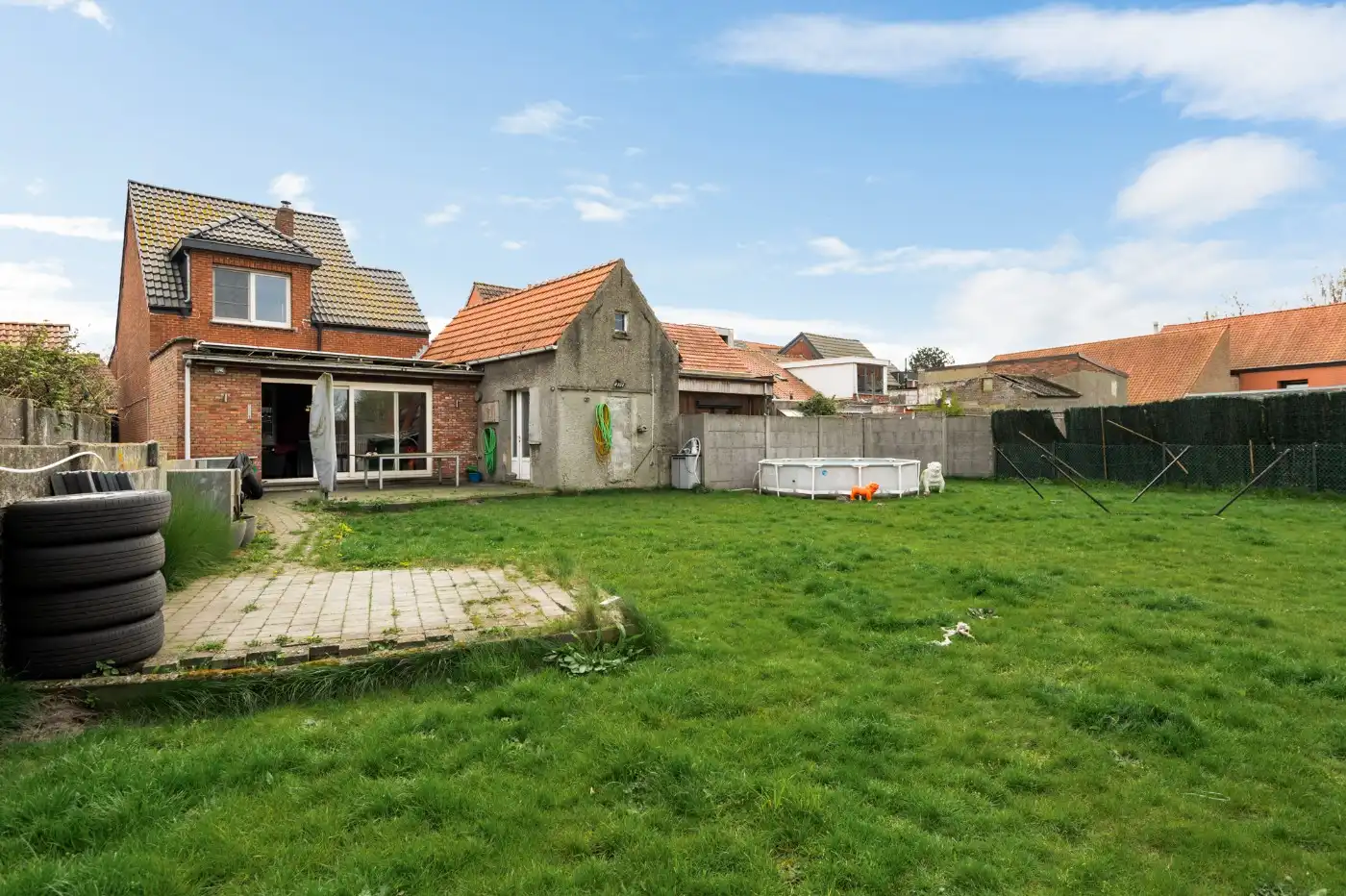 Ruime woning met 3 à 4 slpk., garage en oprit op een perceel van 702 m² foto 24