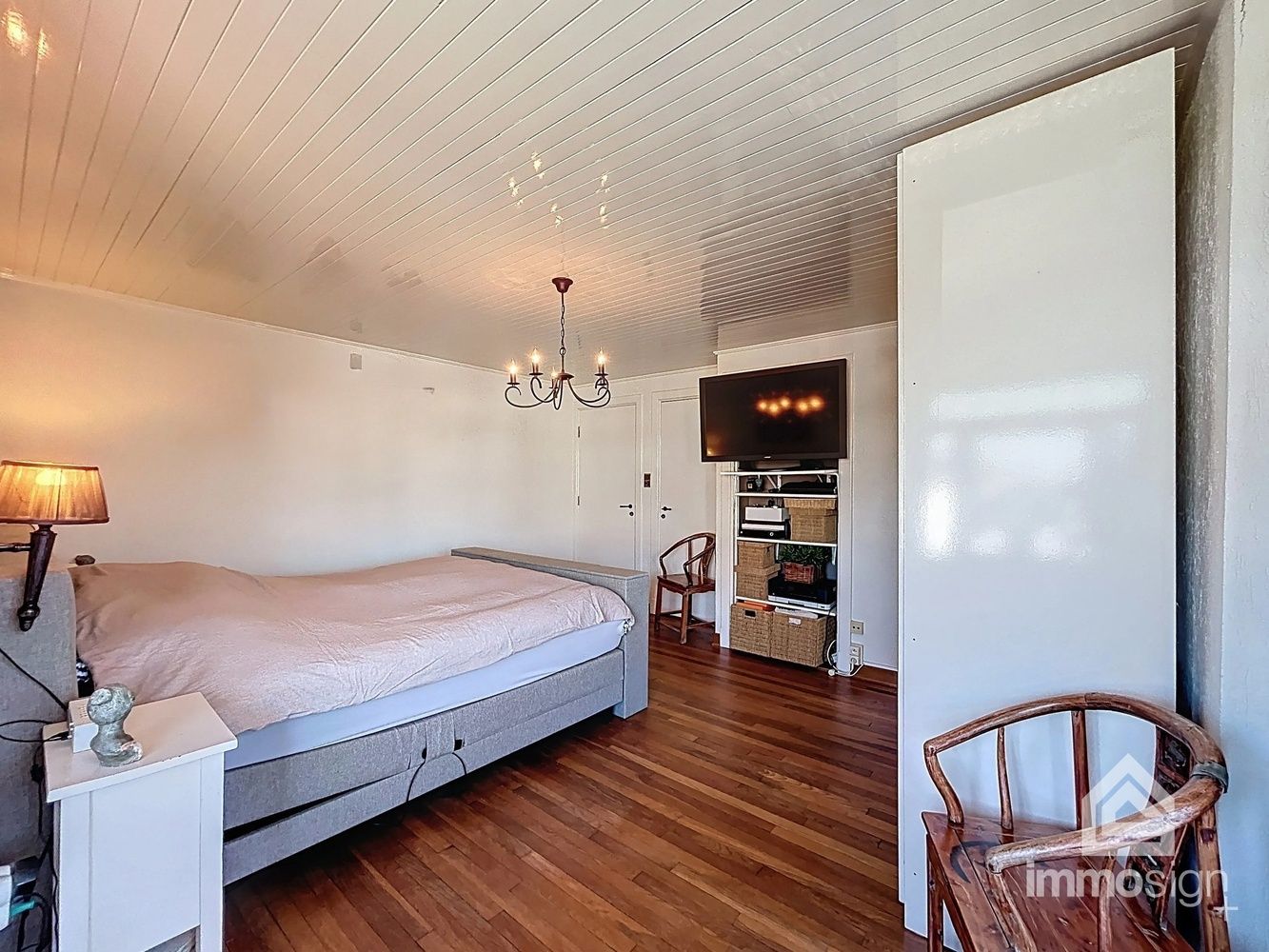 Exclusieve woning voorzien van dubbele garage en bedrijfshal op de Nederlandse grens foto 25