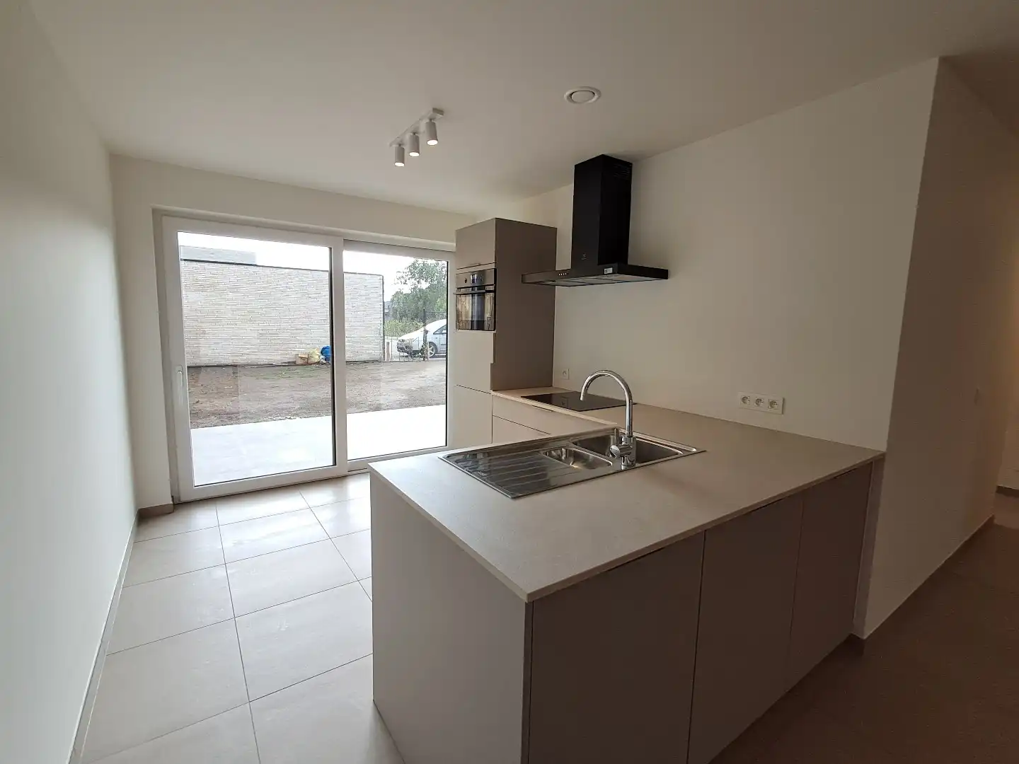 Gelijkvloers appartement met tuin te Sijsele! foto 7