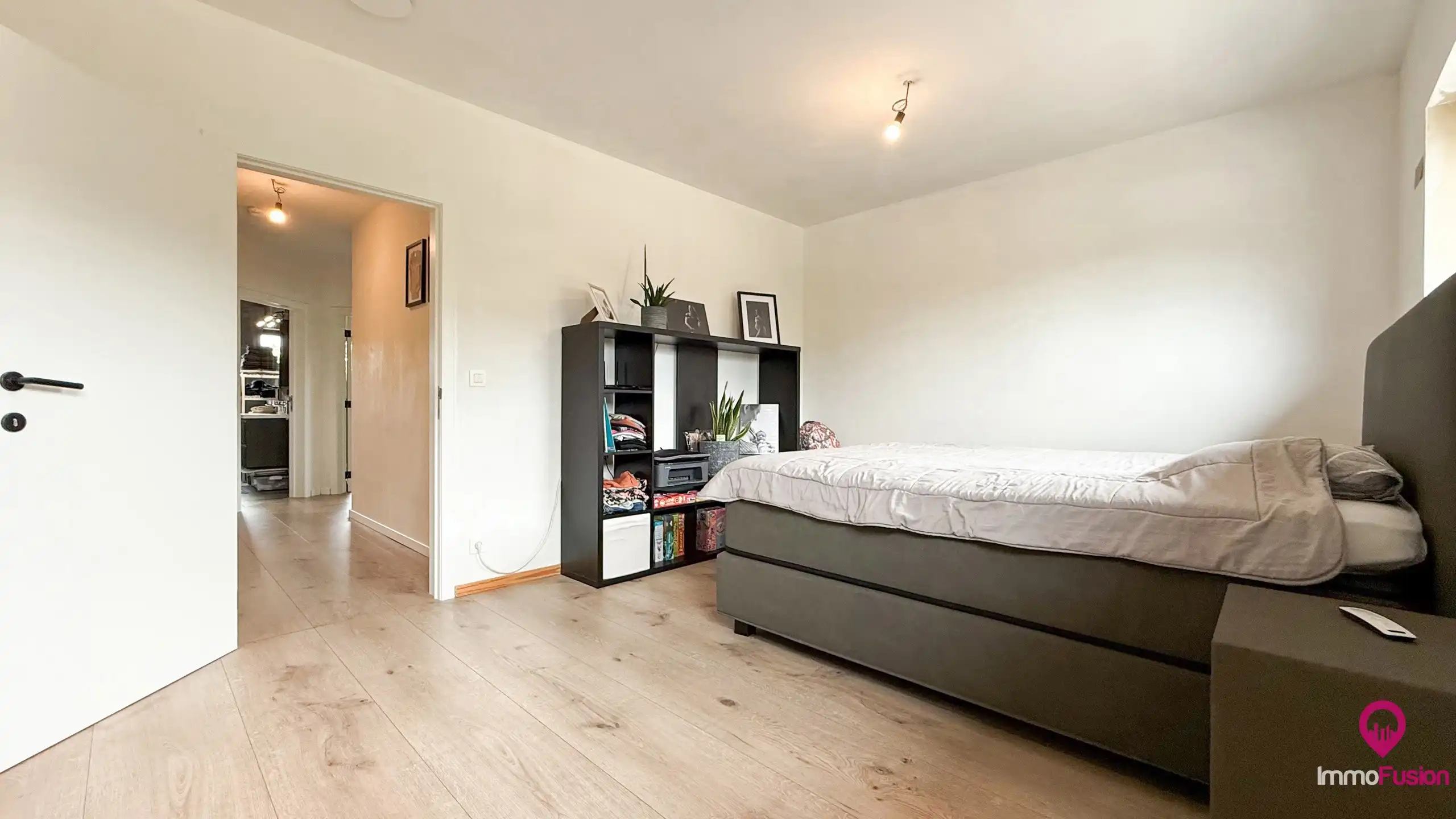Moderne halfopen nieuwbouwwoning met 4 slaapkamers! foto 22