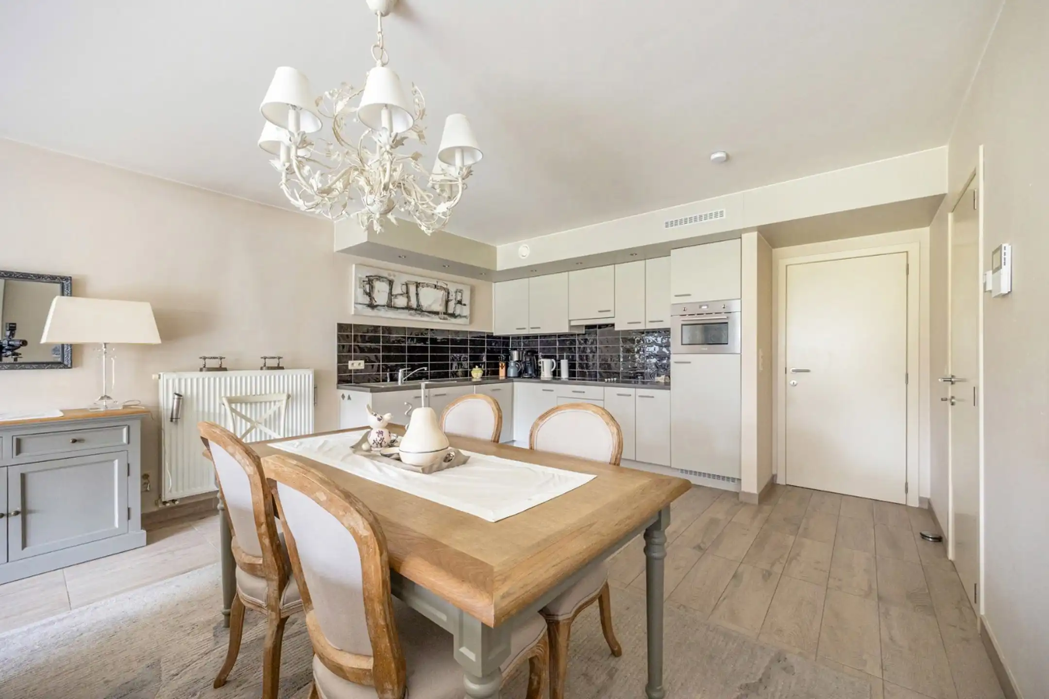 Gelijkvloers appartement met één slaapkamer foto 4