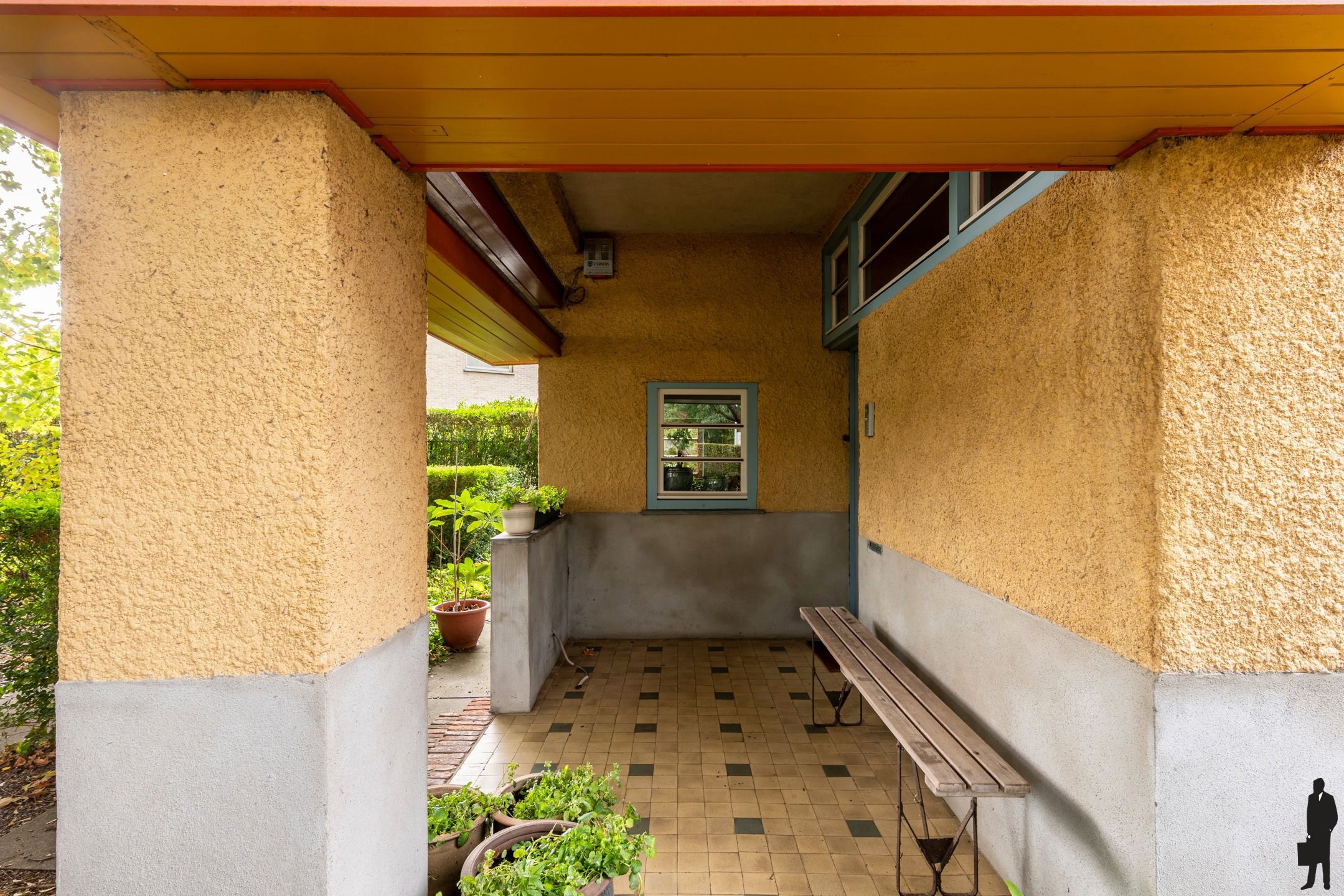 Uniek Beschermd Modernistisch Monument op toplocatie in Hove foto 4