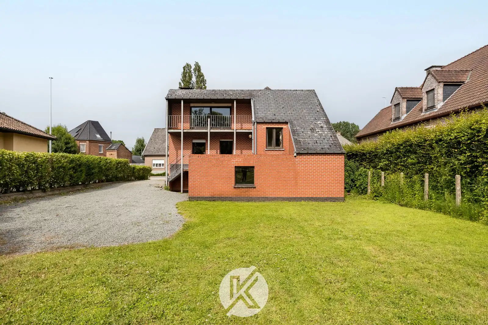 Uniek renovatieproject met ruimte en karakter foto 20