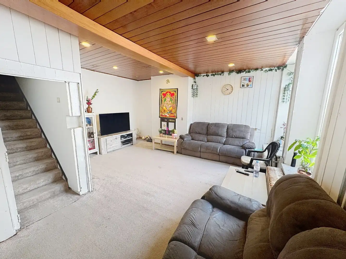 Ruime rijwoning met 4 slaapkamers in het historische Brugge foto 4