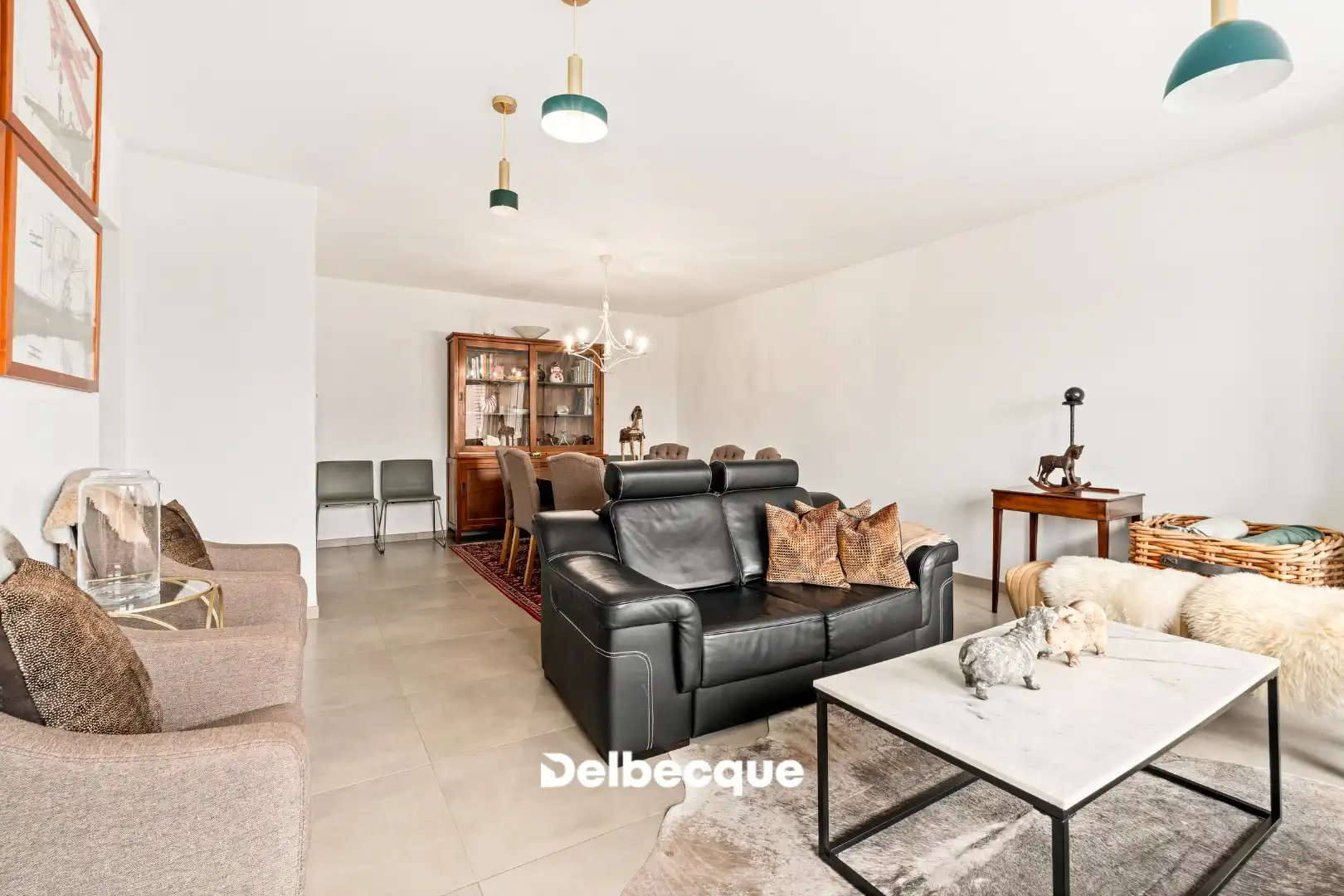 Volledig gerenoveerd appartement met 2 slk en open zicht in topbuurt Kristus-Koning foto 3