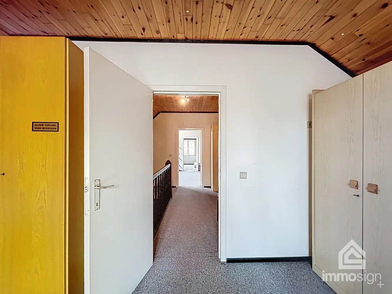 Charmante gezinswoning met landelijke uitstraling te Molenbeersel! foto 36