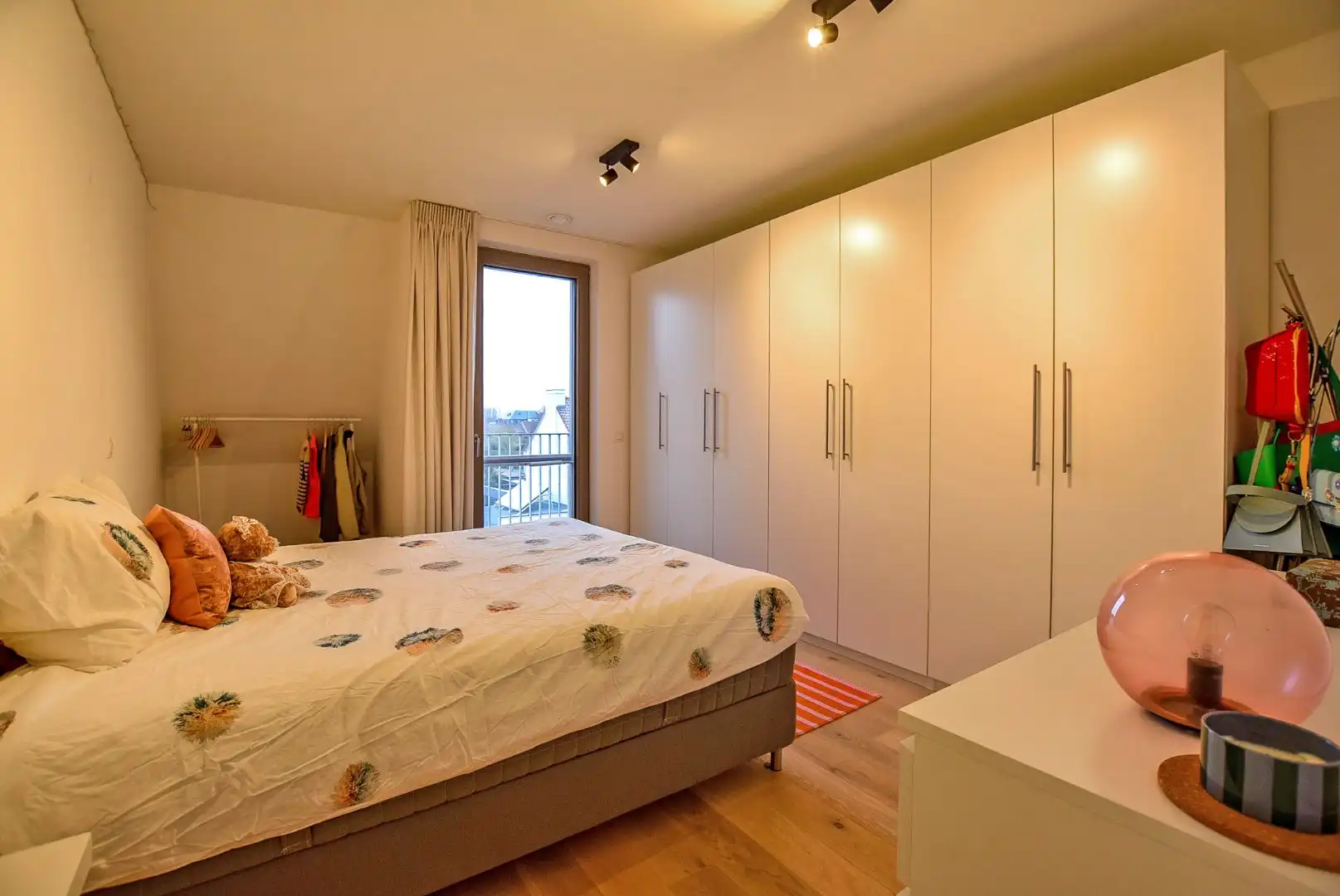 Recent dakappartement met 2 slaapkamers te Oostduinkerke.  foto 11