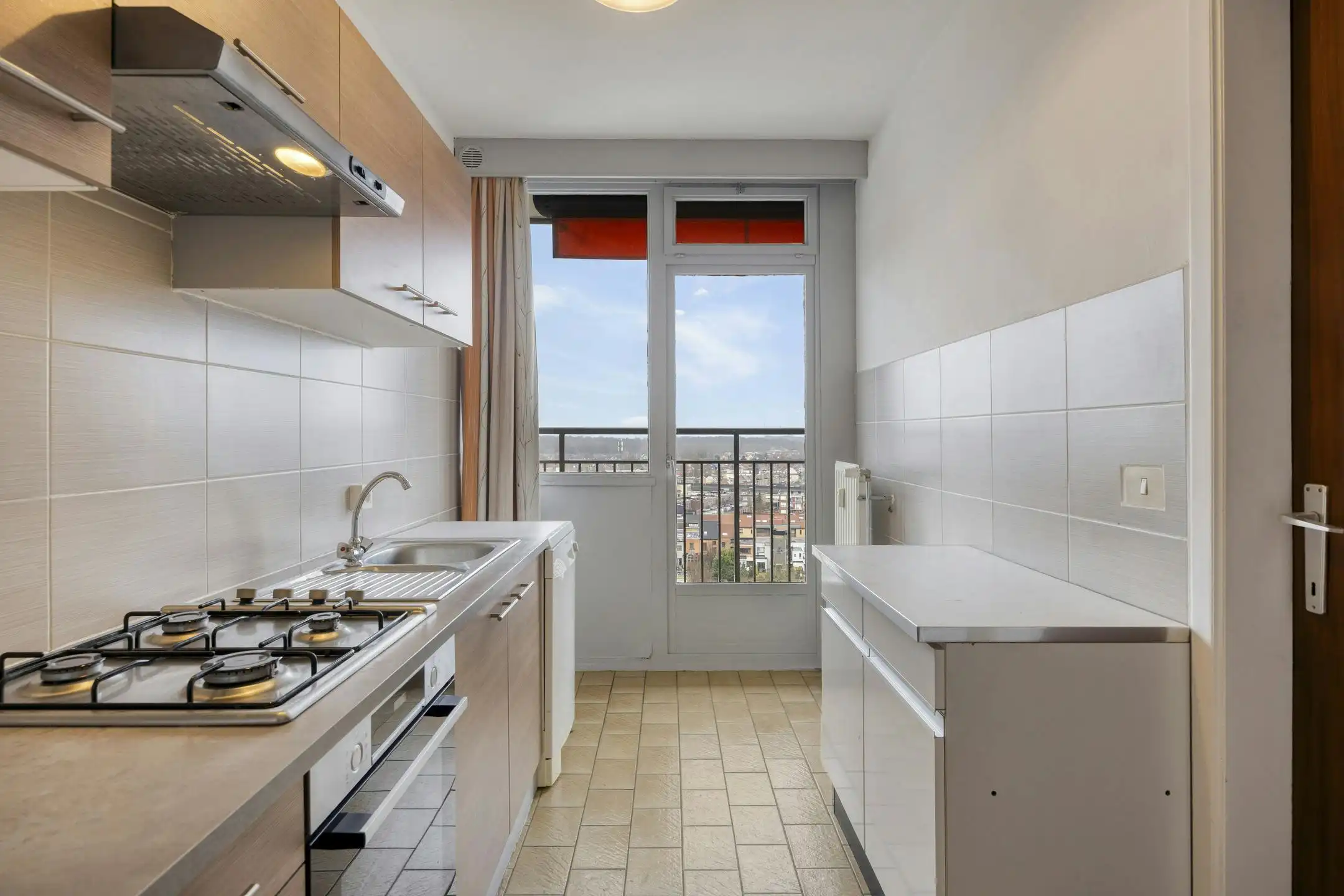 Appartement met 2 slaapkamers te koop in het centrum van Wilrijk foto 4