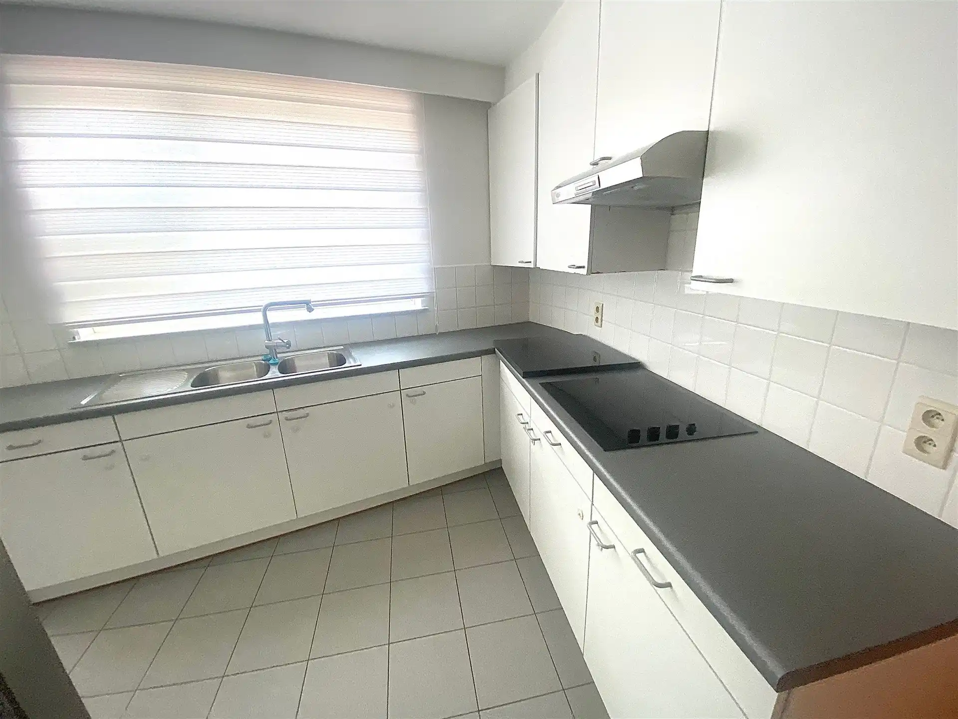 Opbrengsteneigendom bestaande uit 6 appartementen, dubbele garagebox en 6 staanplaatsen te Aalst foto 26