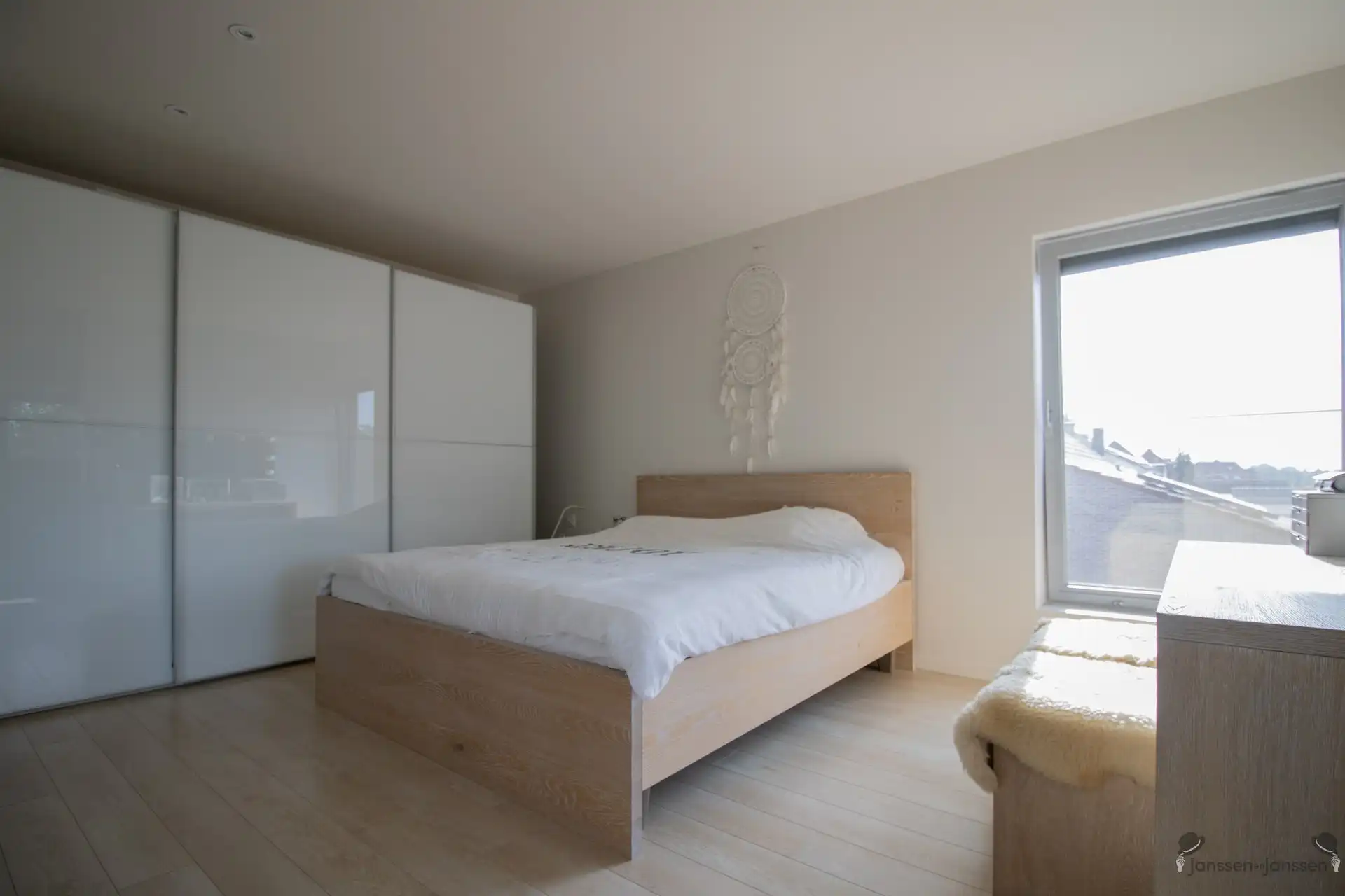 Ruime villa met 5 slaapkamers, 2 badkamers, buitenzwembad en poolhouse op 1.020 m² foto 11