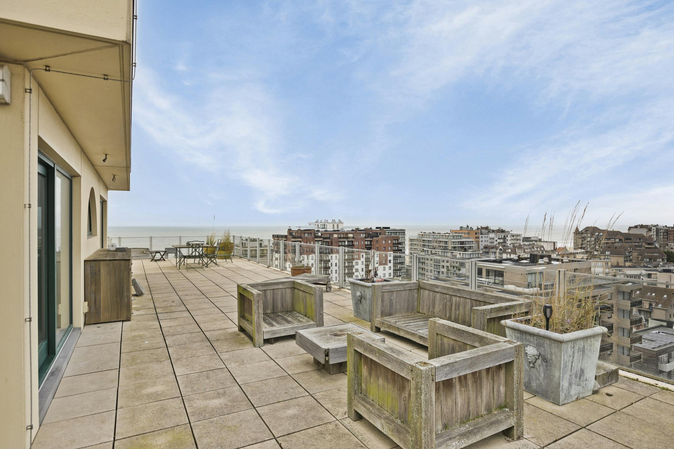 Twee penthouses met ruime terrassen en garage in De Panne foto 21