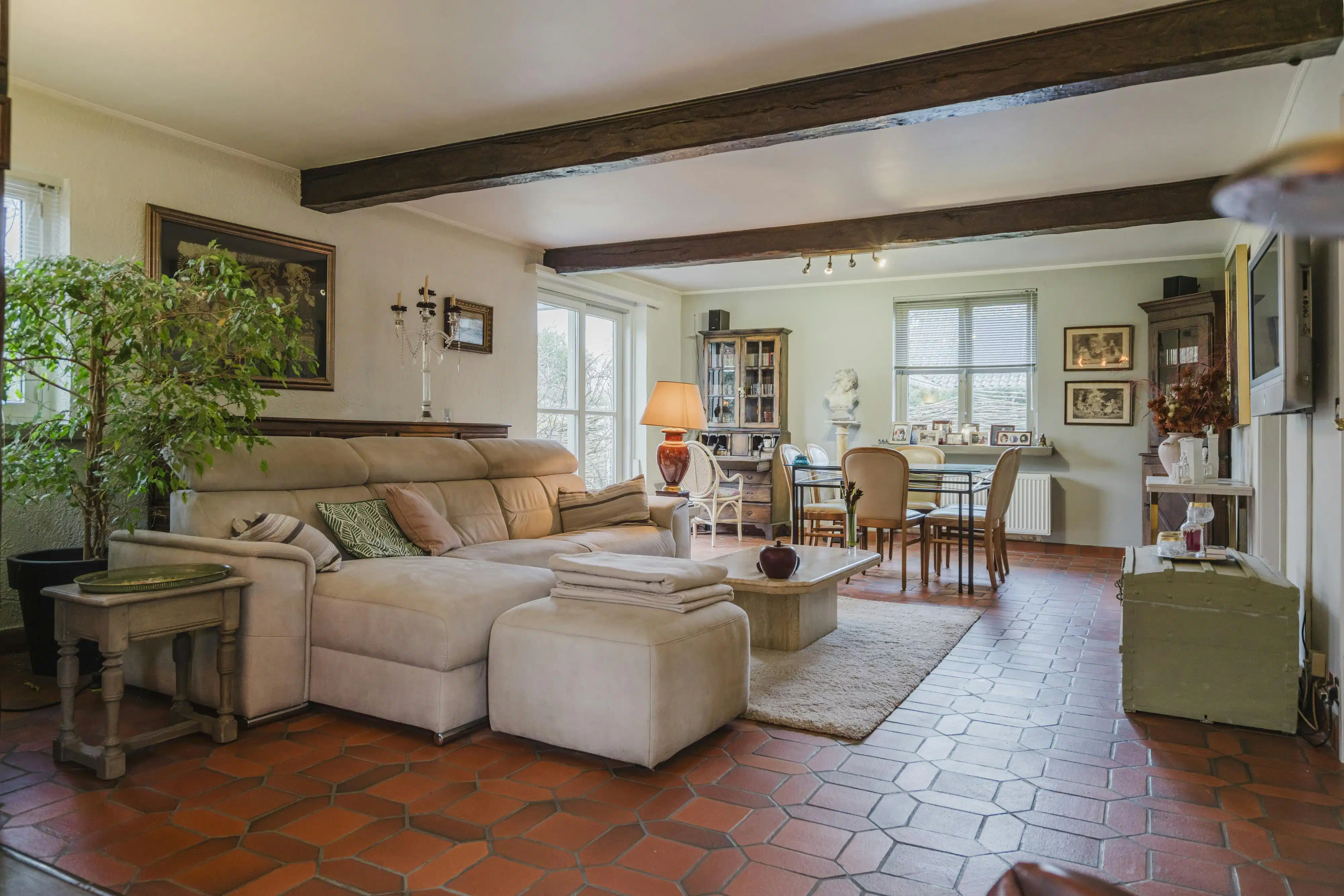 Villa met 3 slaapkamers te koop in doodlopende straat in Bissegem foto 4