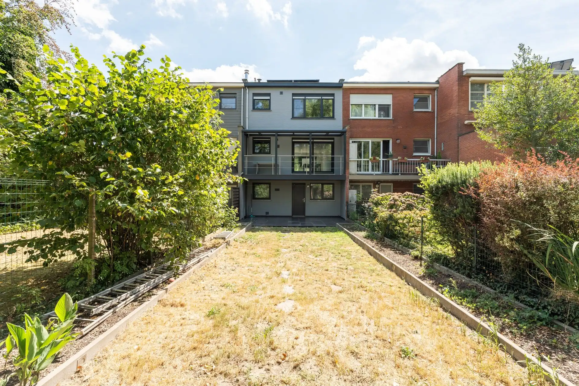 Energiezuinige bel etage woning met 3 slaapkamers gelegen in een groene omgeving foto 13