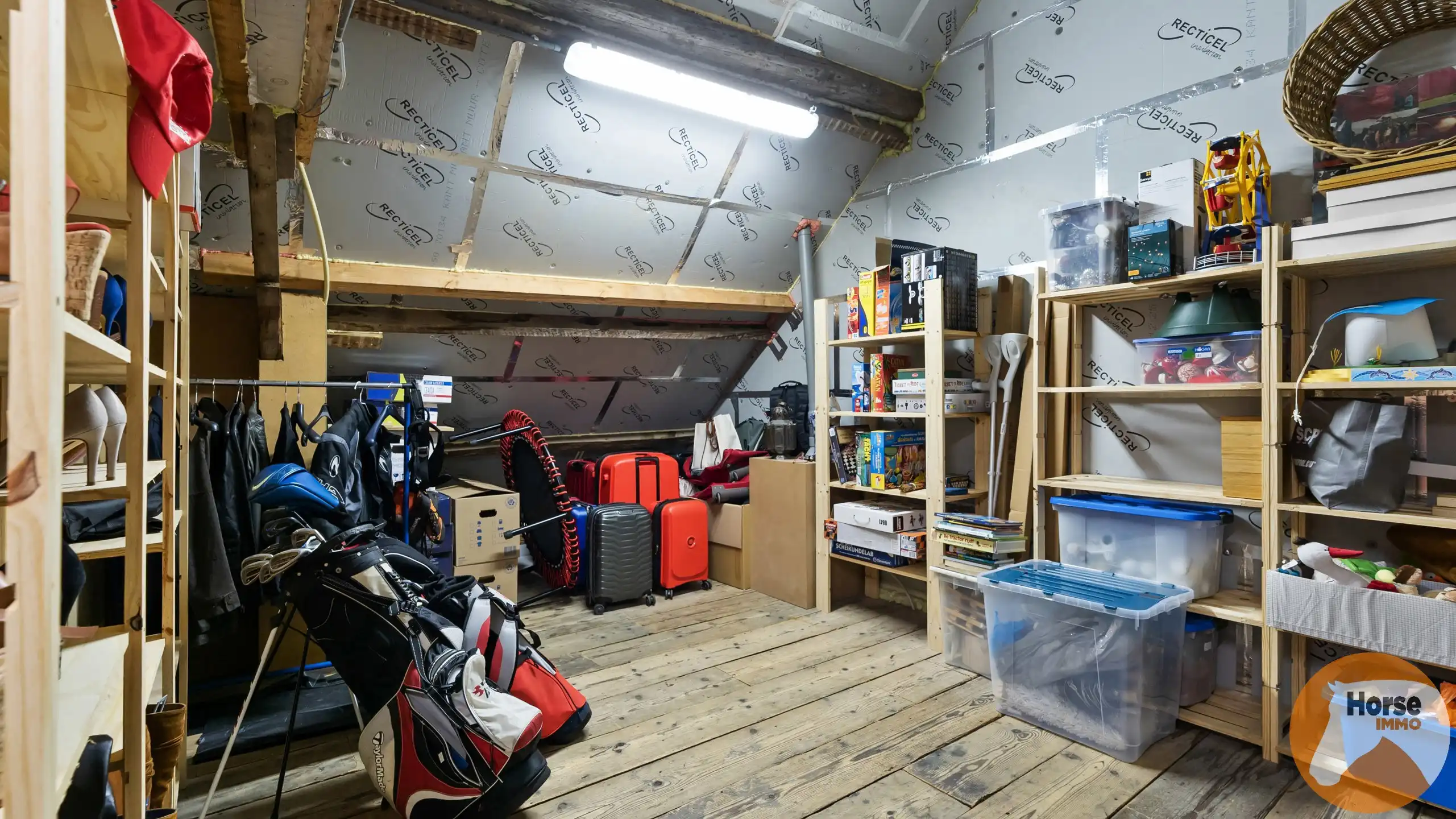 GOOIK - Luxueus afgewerkte hoeve met bijgebouw en weide foto 23