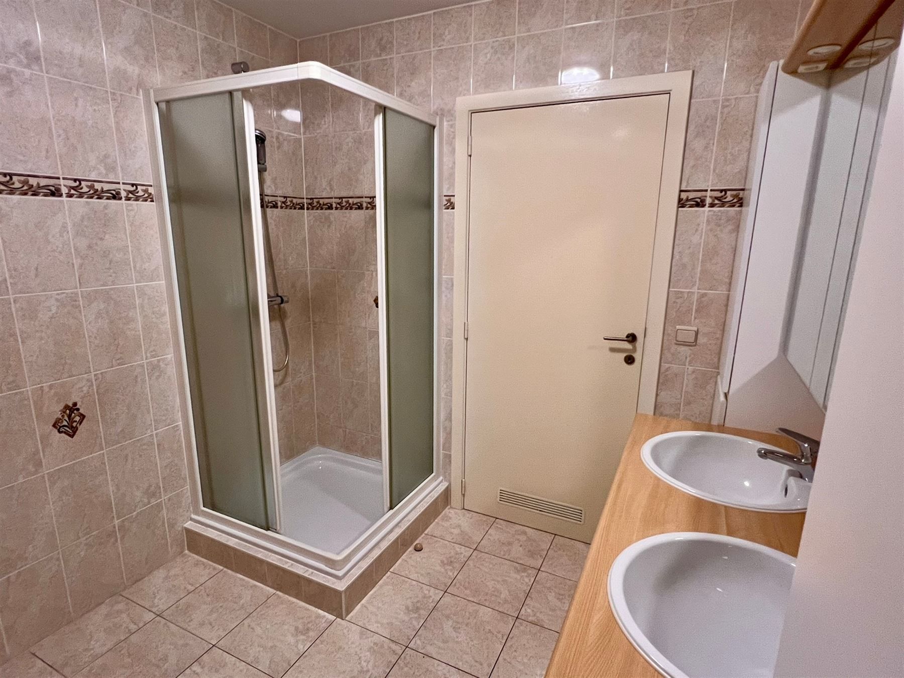 Ruim en confortabel appartement foto 4