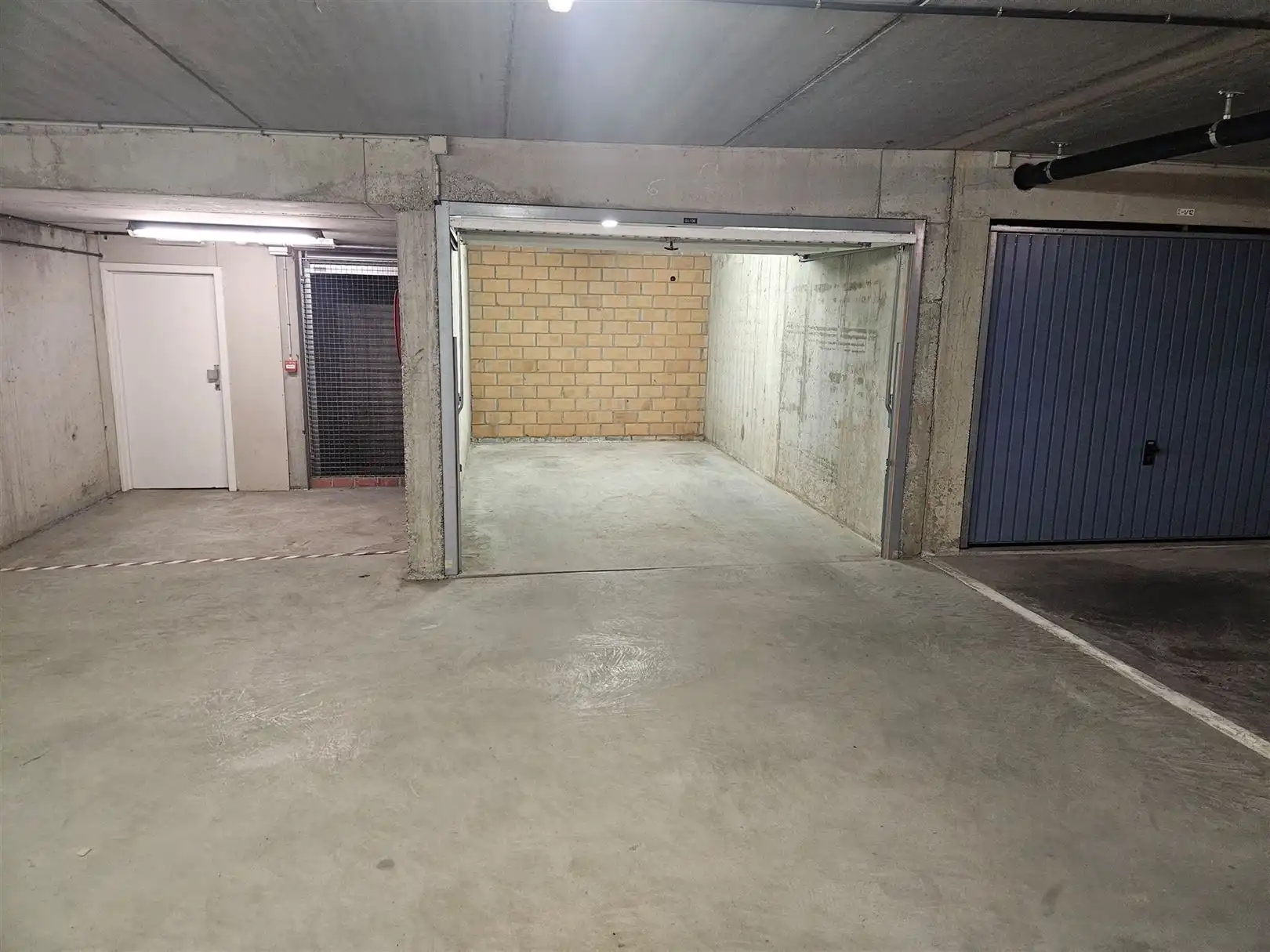 Centrale garagebox te koop foto 3