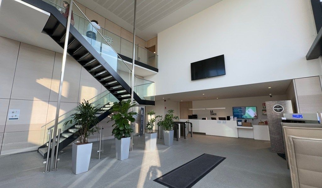 Gemeubelde kantoren met dienstverlening in AA Tower in Zwijnaarde foto 2