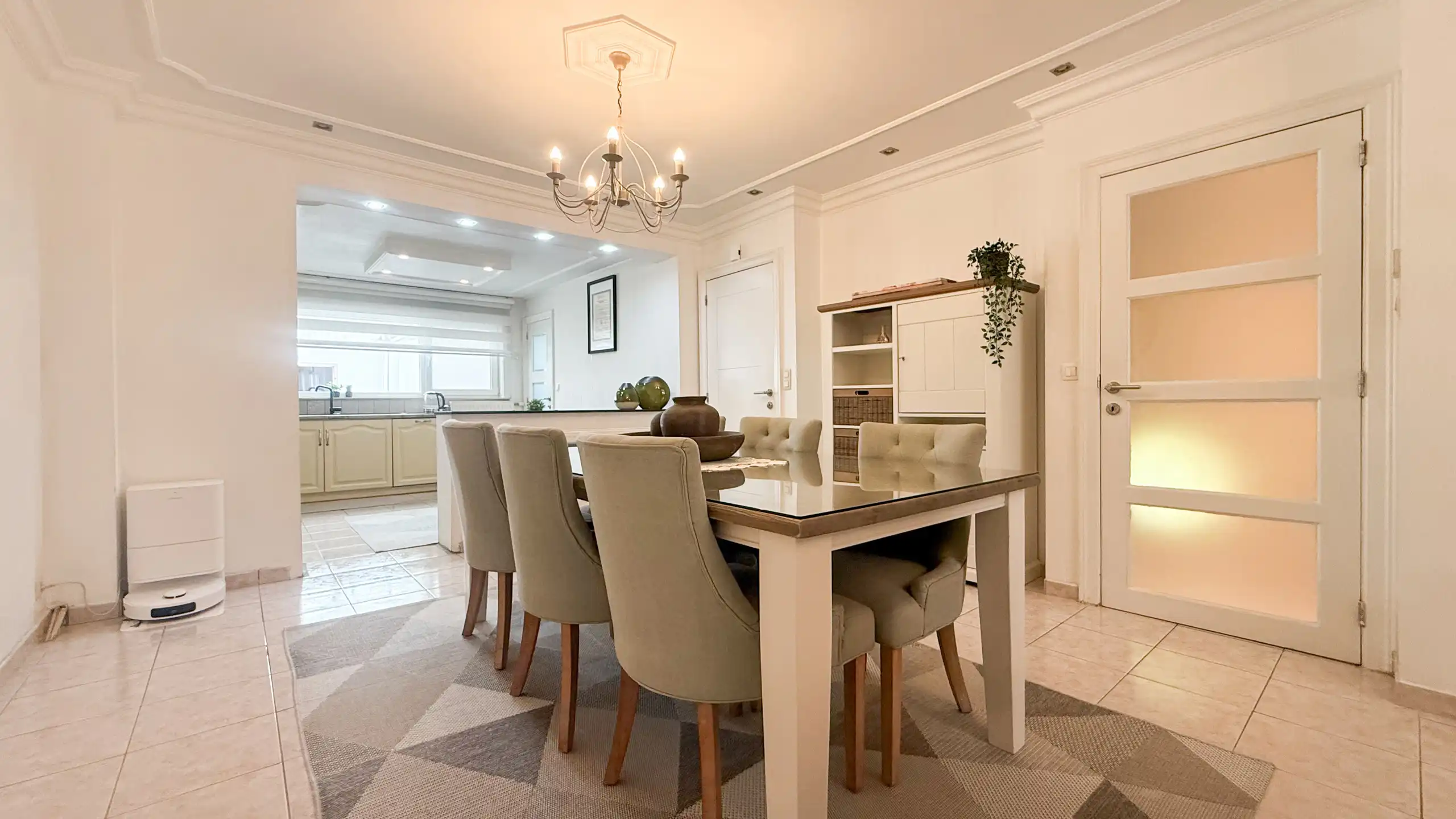 Charmante woning met 4 slpks in het hartje van Heusden! foto 6