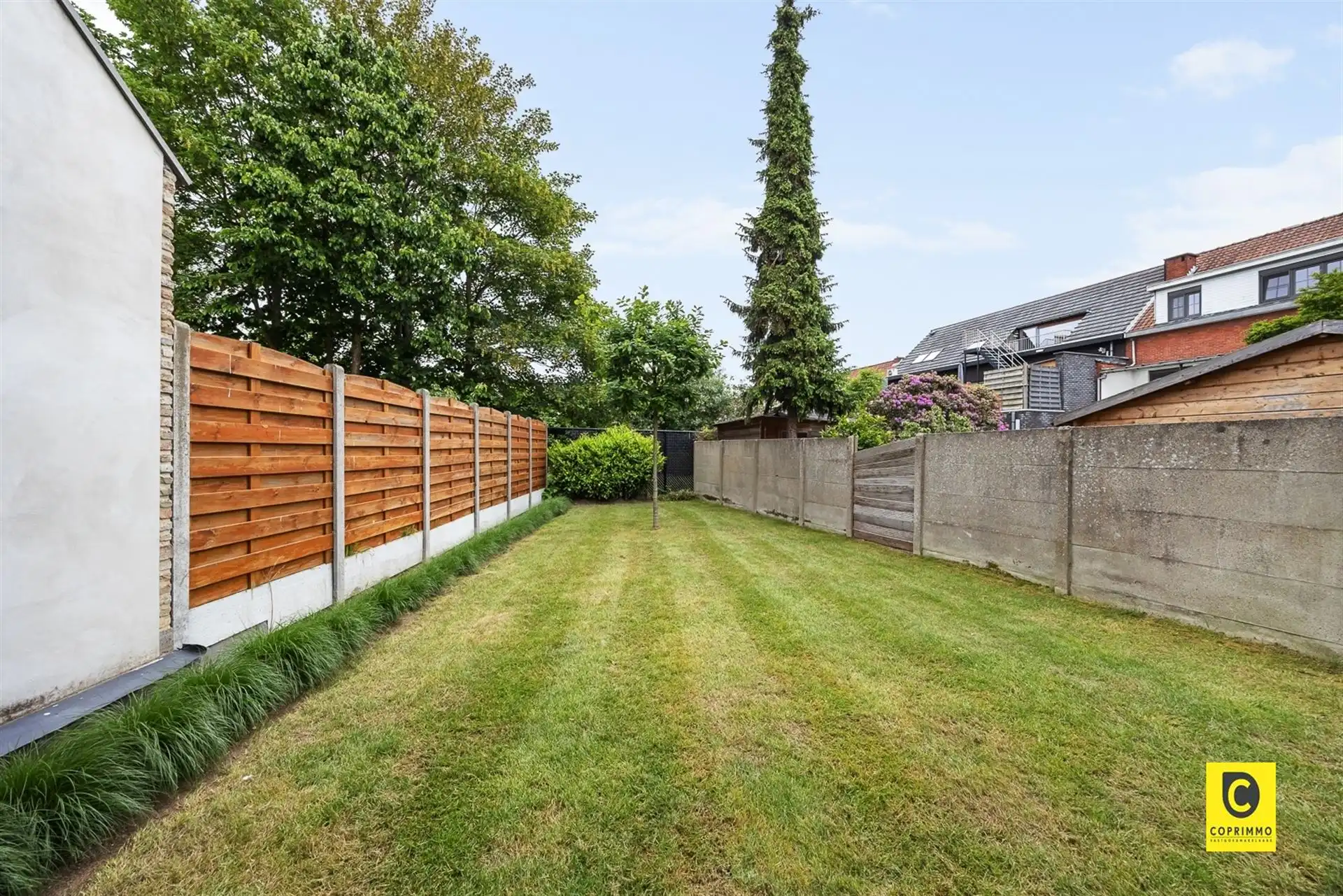 Luxueus 1 slpk app met terras en tuin + parking foto 3