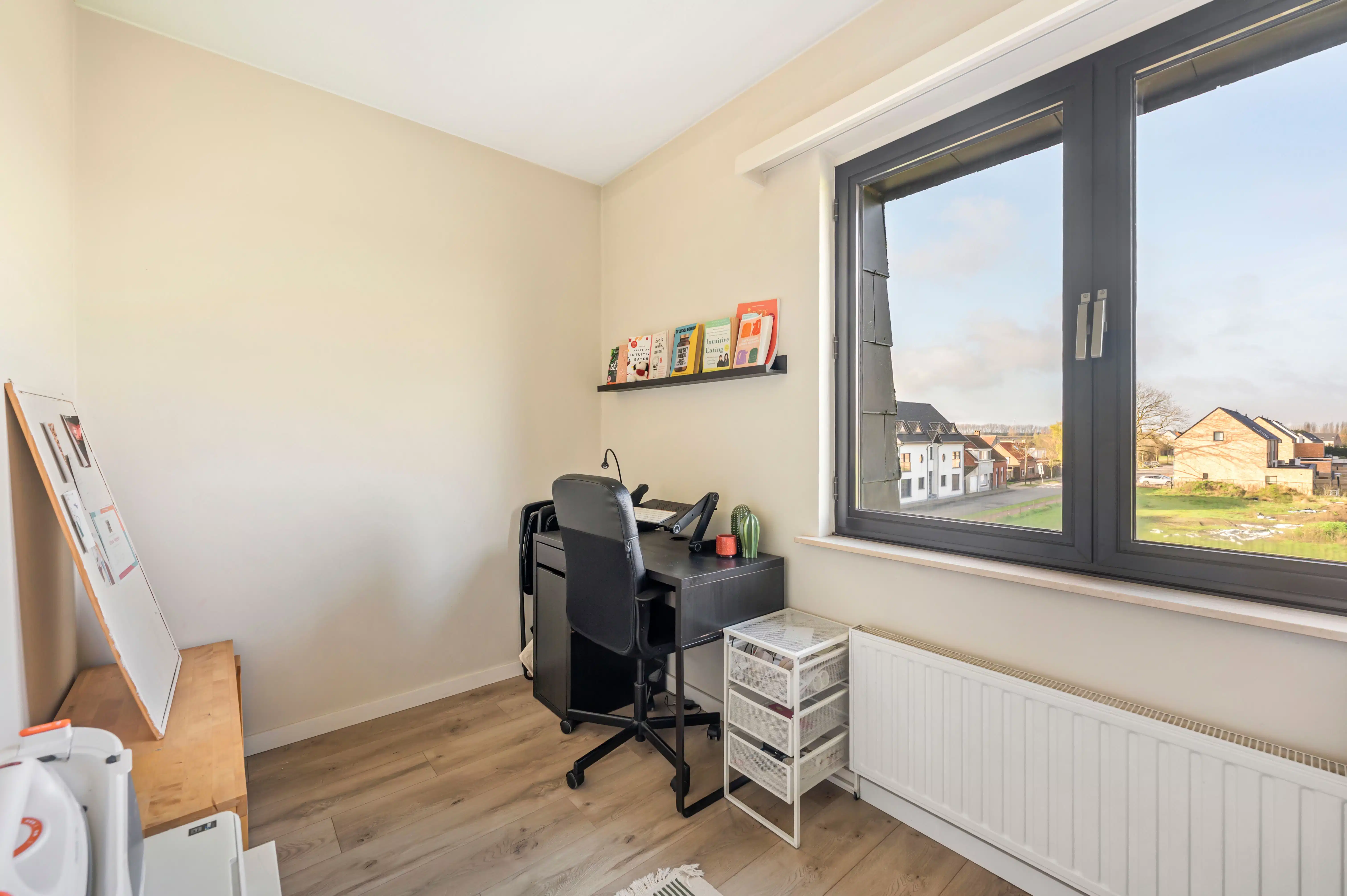 Lichtrijk hoekappartement met 3 slaapkamers en garagebox in Ekeren! foto 17